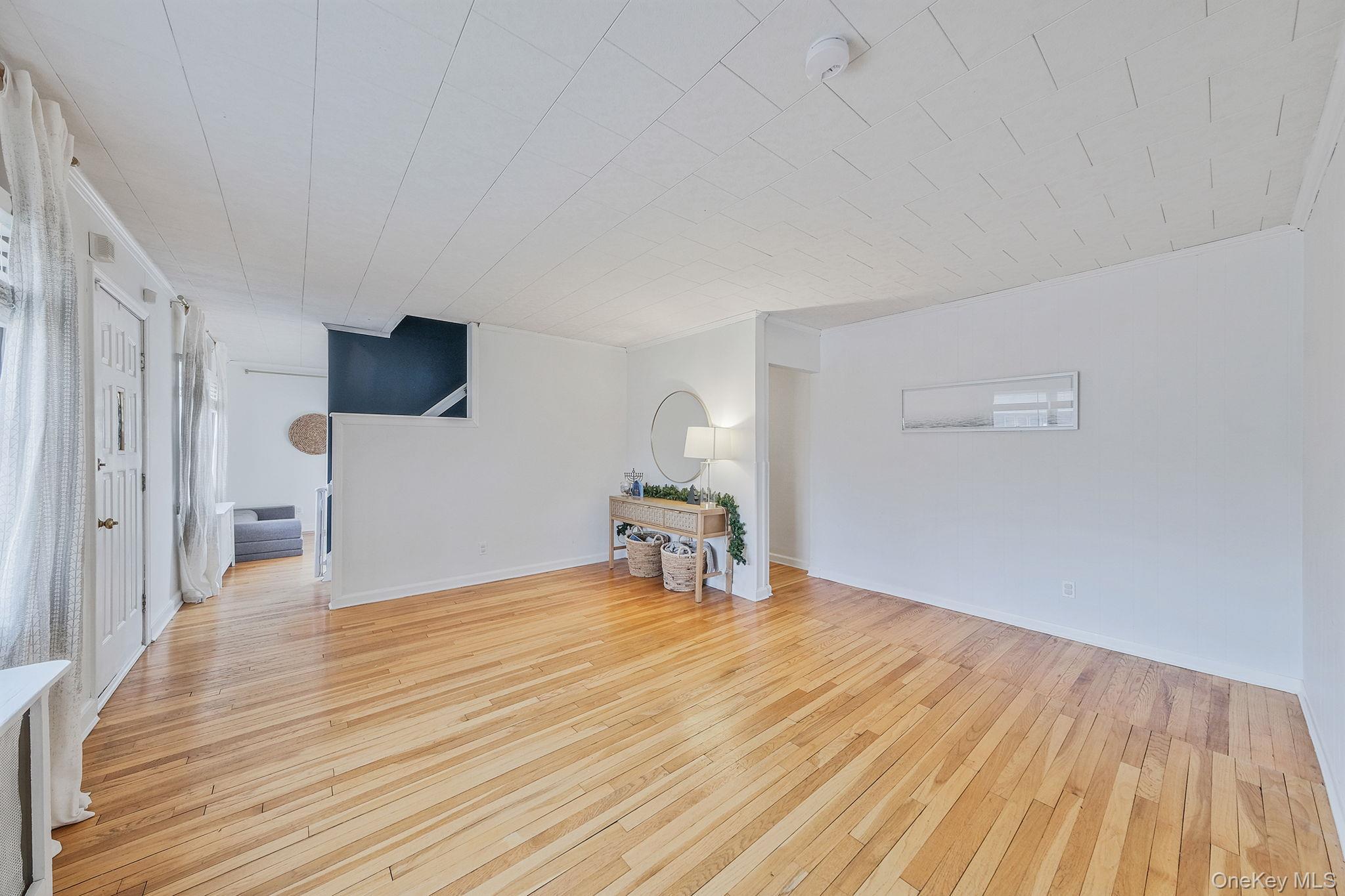 Single Family Monroe Suffolk County, NY 11772, MLS-941382-7