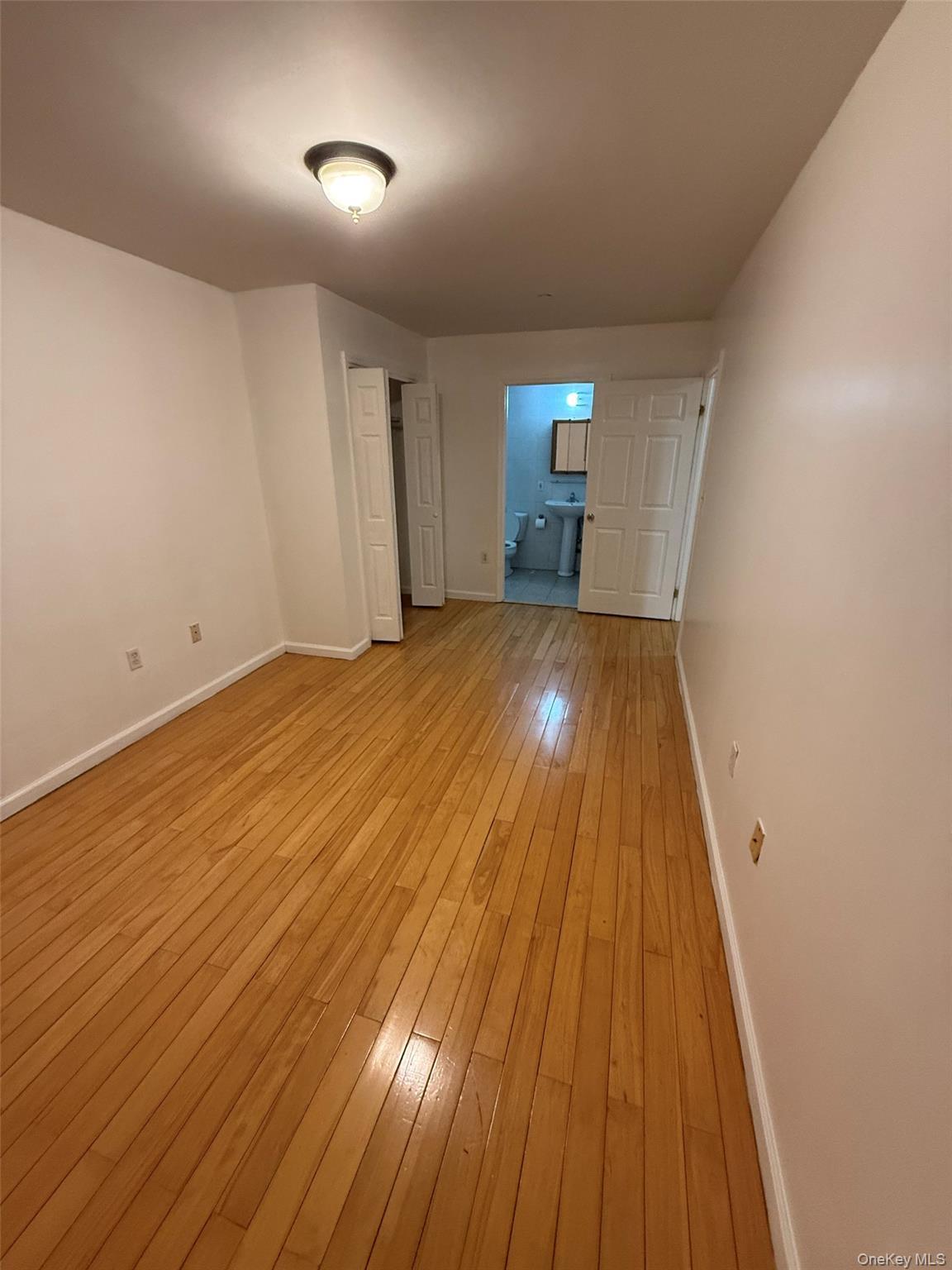 Condo Parsons  Queens, NY 11355, MLS-941391-11