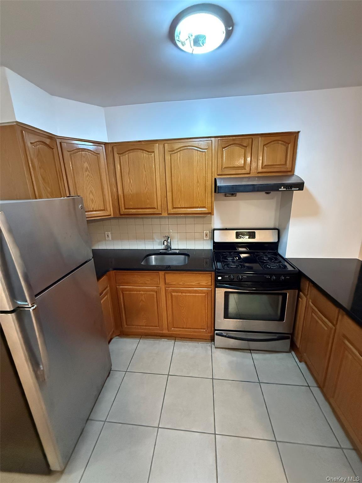 Condo Parsons  Queens, NY 11355, MLS-941391-7