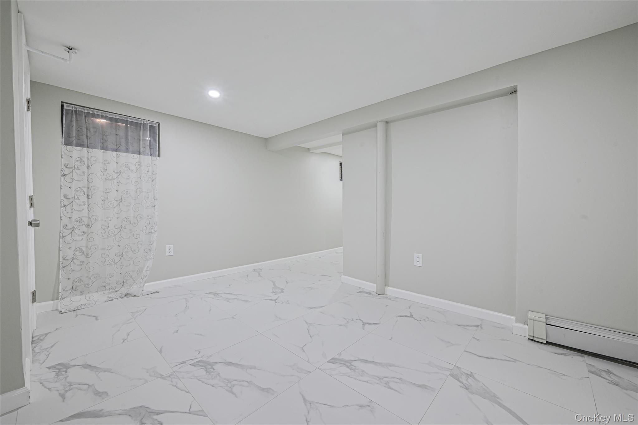 Single Family Horseblock Suffolk County, NY 11720, MLS-941392-10