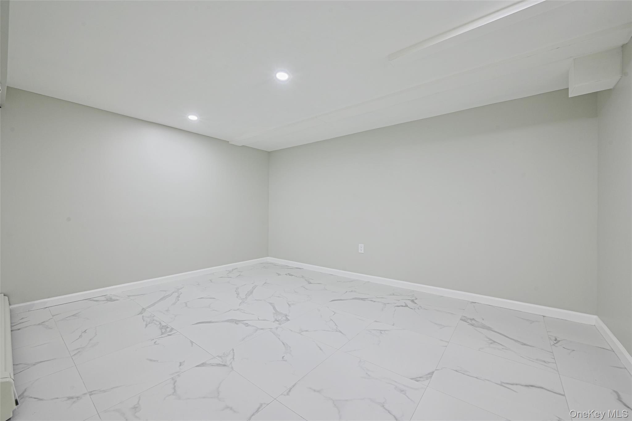 Single Family Horseblock Suffolk County, NY 11720, MLS-941392-12