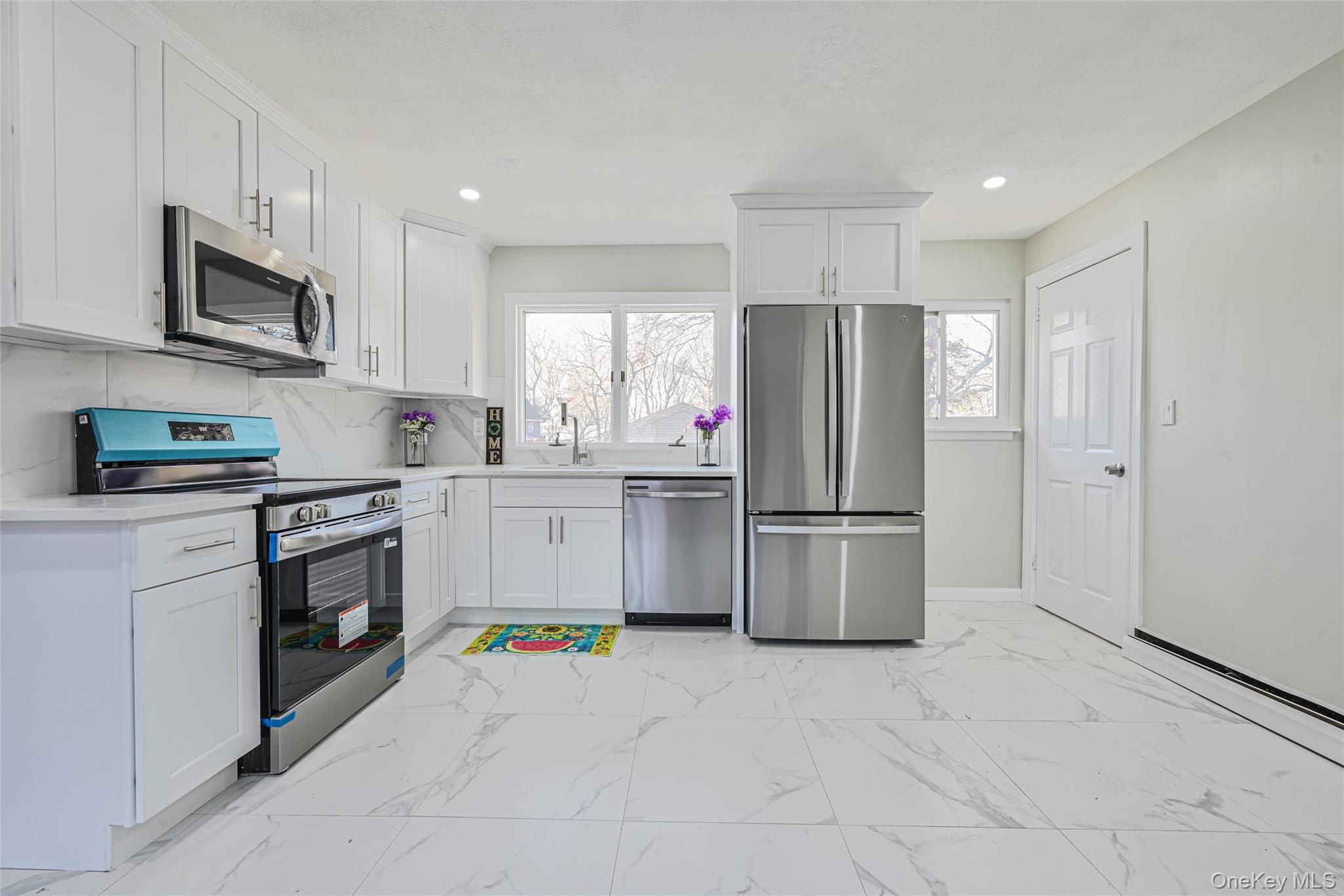 Single Family Horseblock Suffolk County, NY 11720, MLS-941392-4