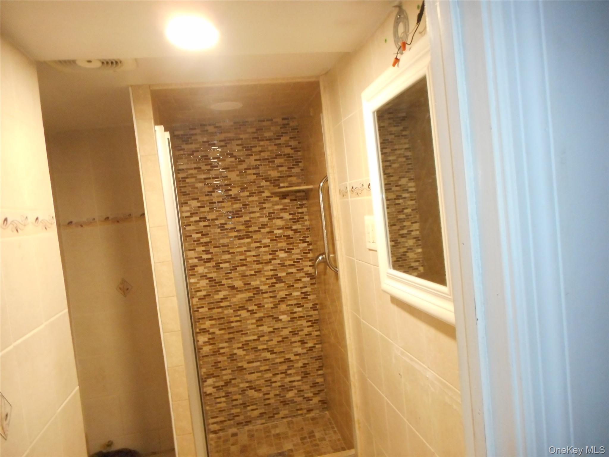 Single Family Avenue M  Brooklyn, NY 11236, MLS-941413-7