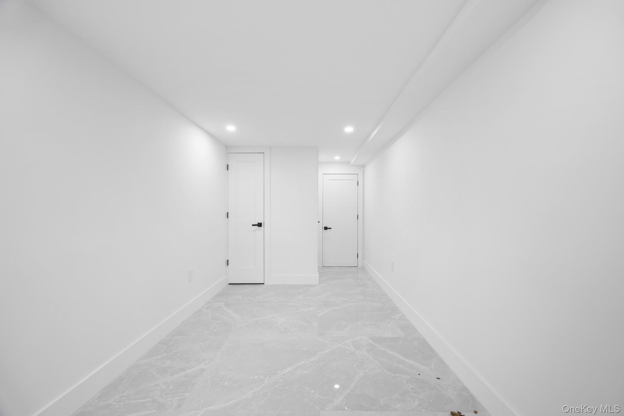 Single Family Nashville  Queens, NY 11411, MLS-941418-14