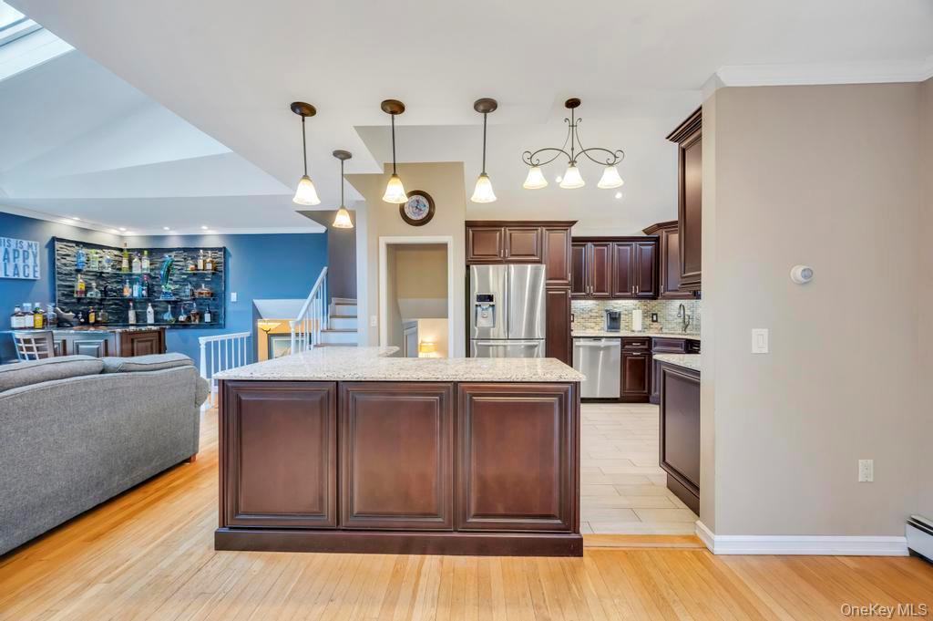 Single Family Waterview  Nassau County, NY 11758, MLS-941423-24