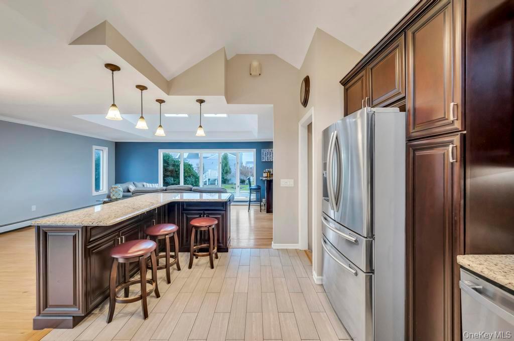 Single Family Waterview  Nassau County, NY 11758, MLS-941423-27