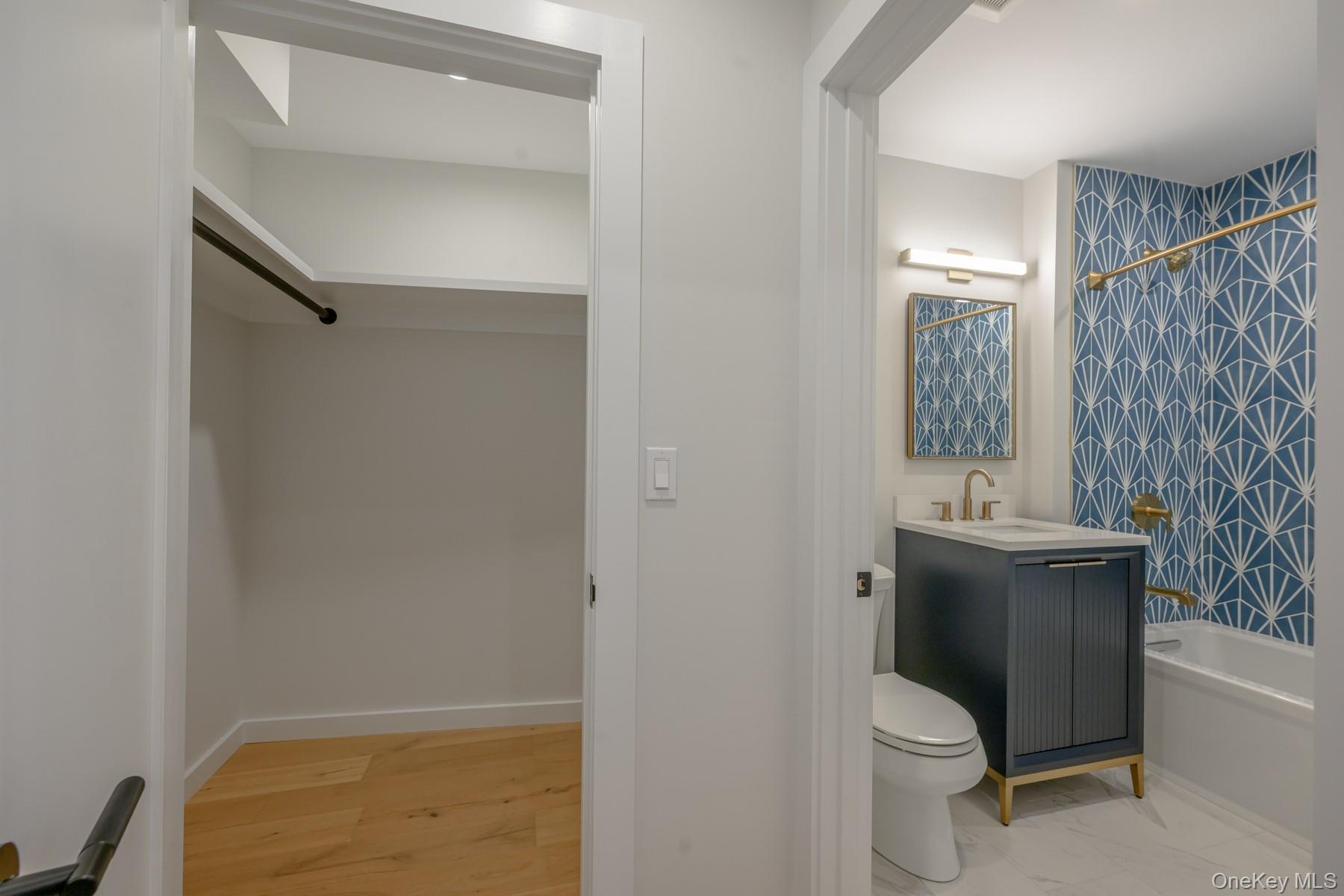 Condo Fairway  Suffolk County, NY 11954, MLS-941425-16