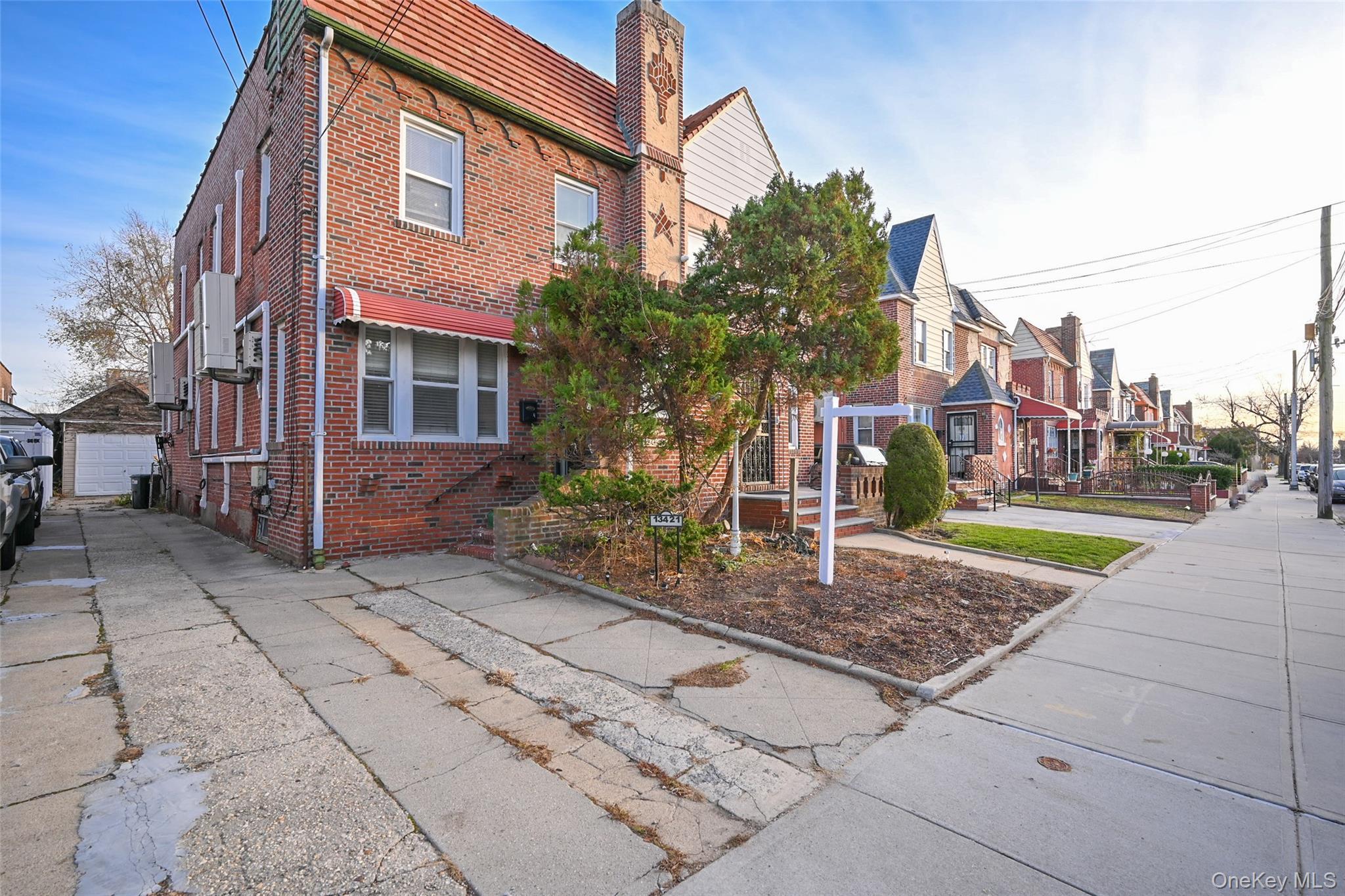 Single Family 229th  Queens, NY 11413, MLS-941428-2