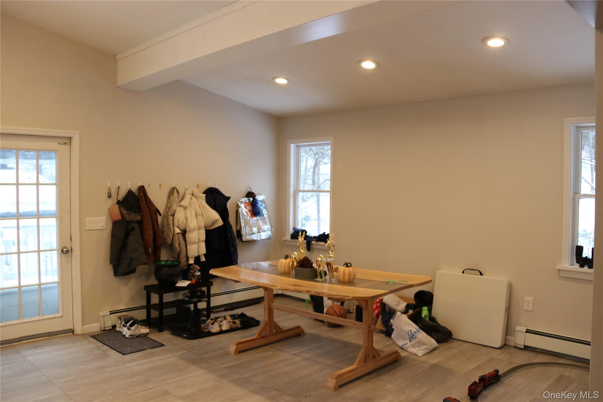 Single Family Peenpack  Orange County, NY 12780, MLS-941447-4