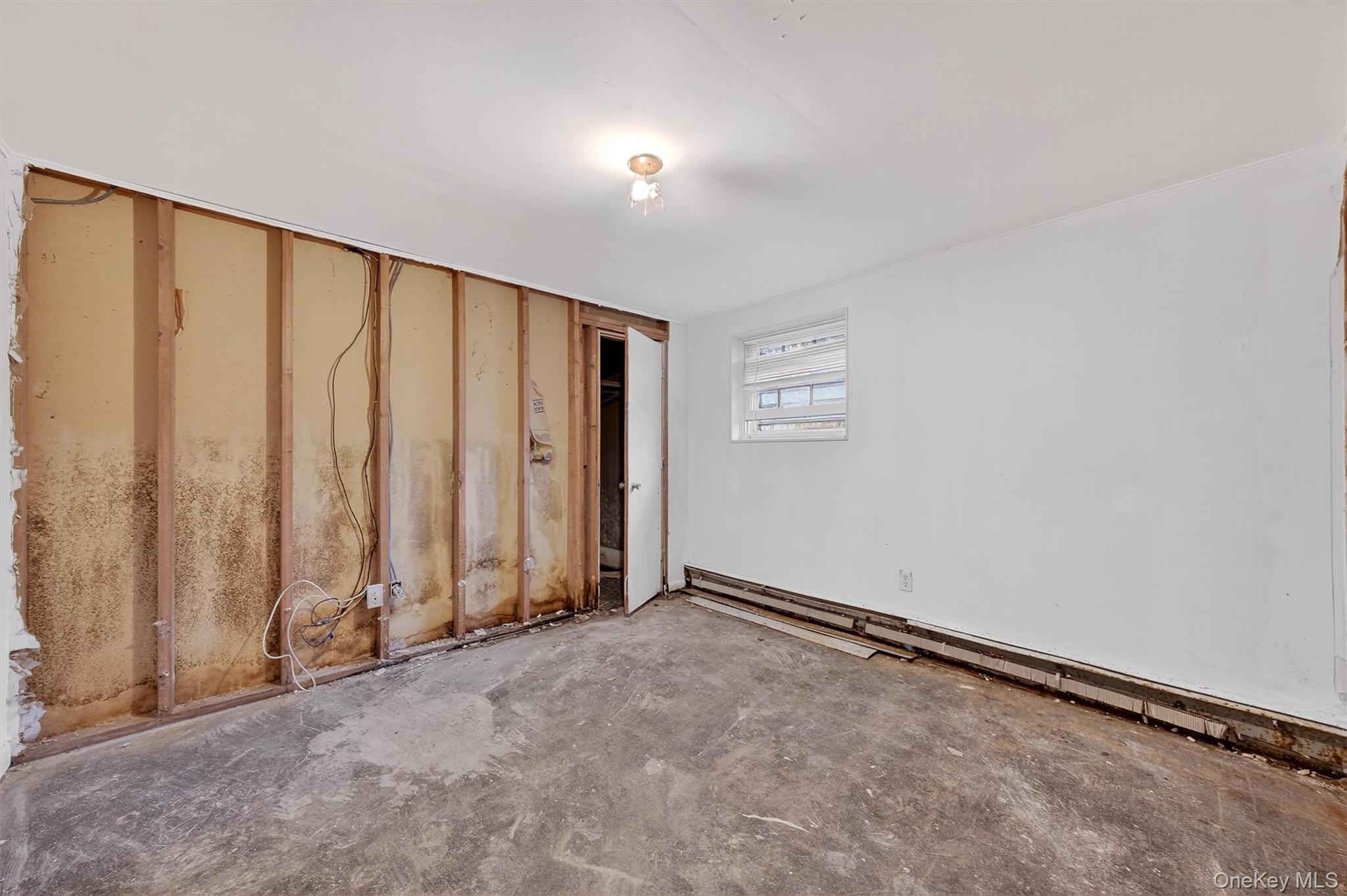 Single Family Robert  Dutchess County, NY 12538, MLS-941457-35