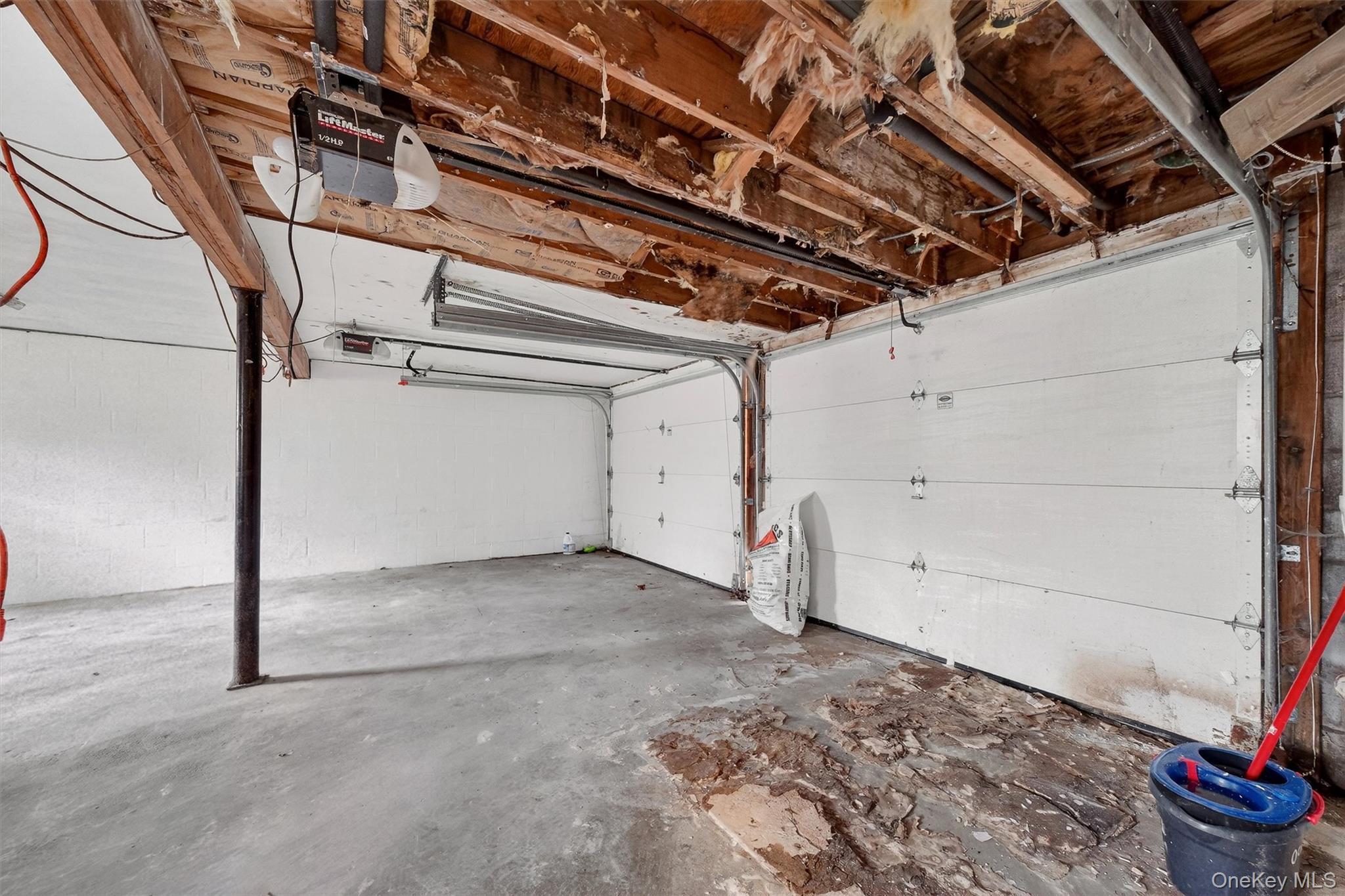 Single Family Robert  Dutchess County, NY 12538, MLS-941457-36