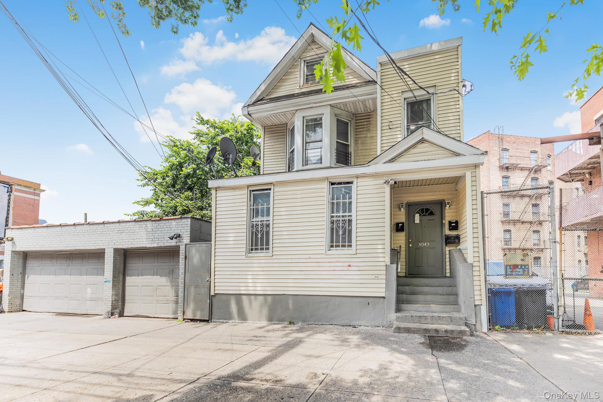 Single Family Bailey  Bronx, NY 10463, MLS-941461-11