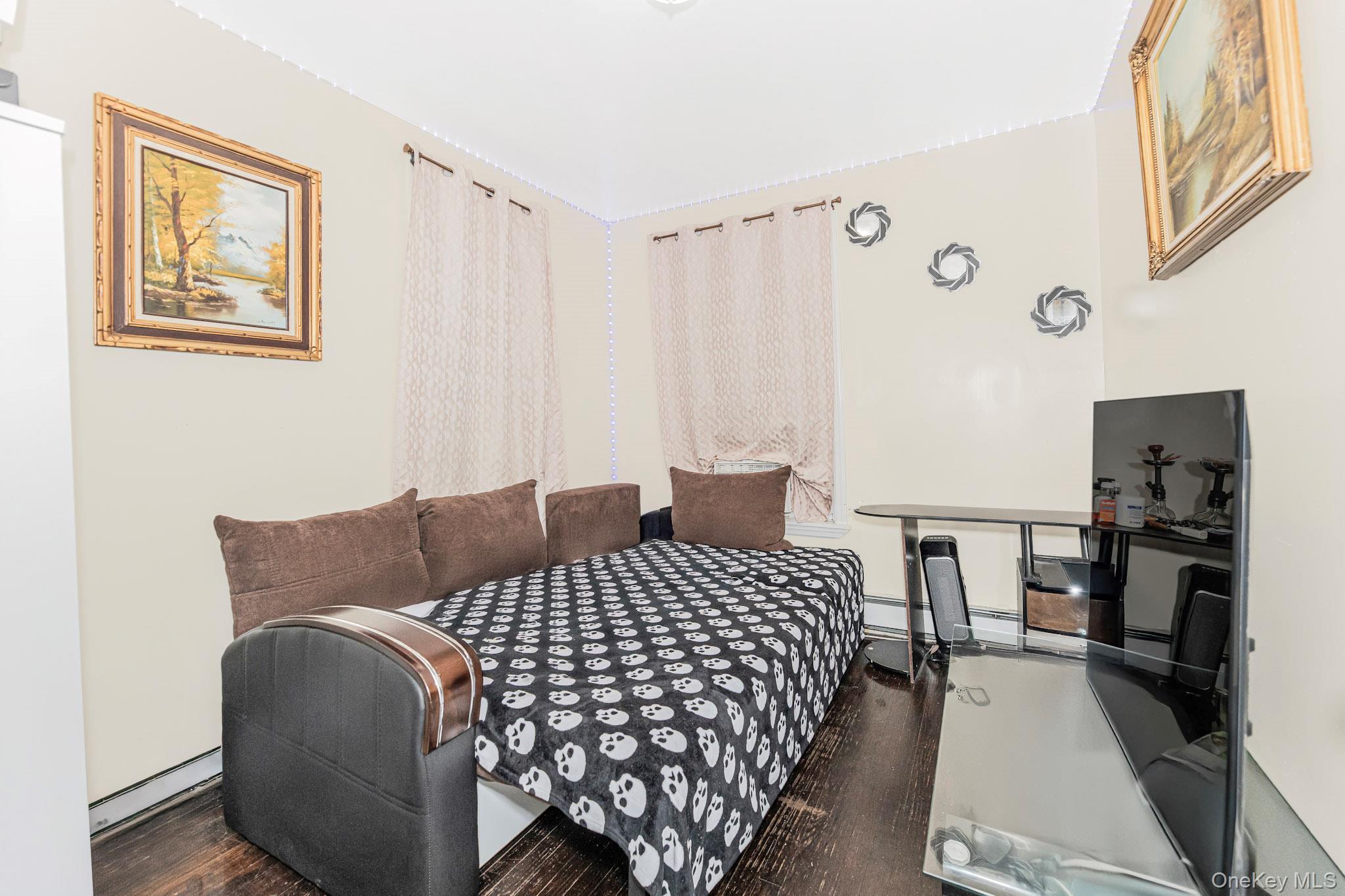 Single Family Bailey  Bronx, NY 10463, MLS-941461-9