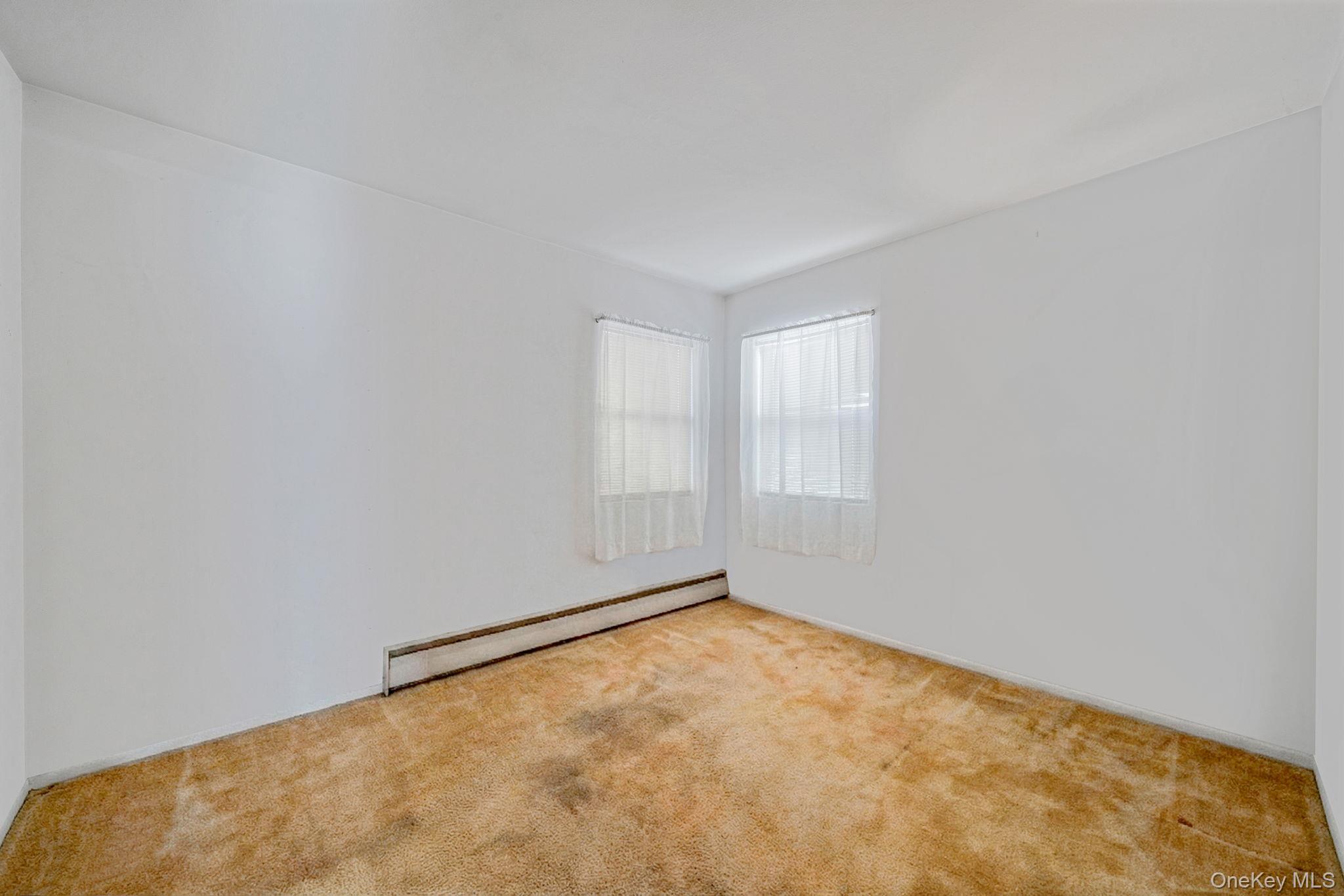 Single Family Oak Nassau County, NY 11758, MLS-941466-26