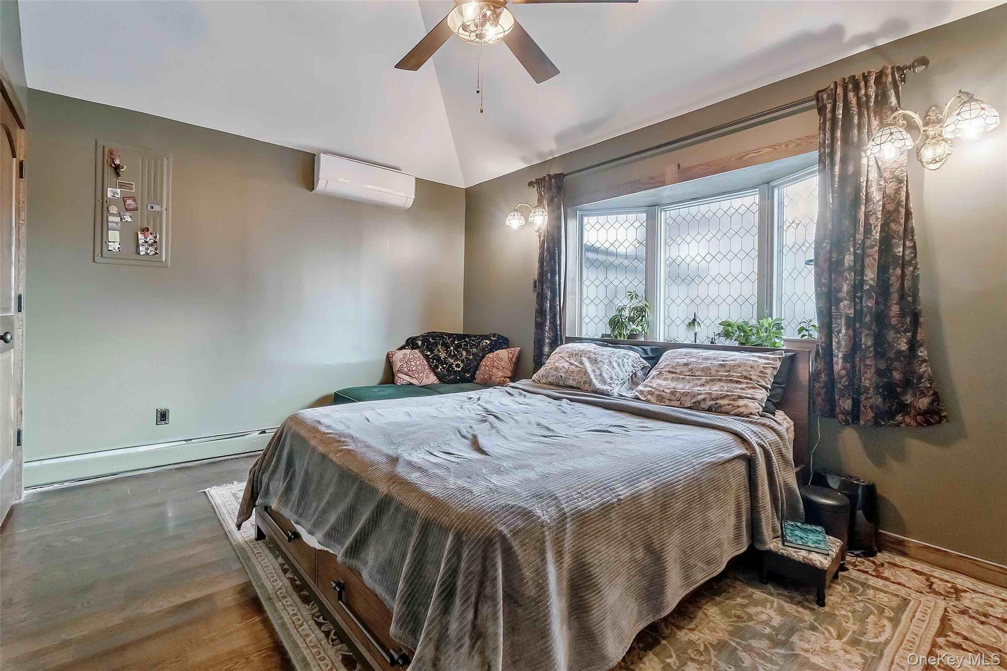 Single Family 11th  Queens, NY 11693, MLS-941469-16