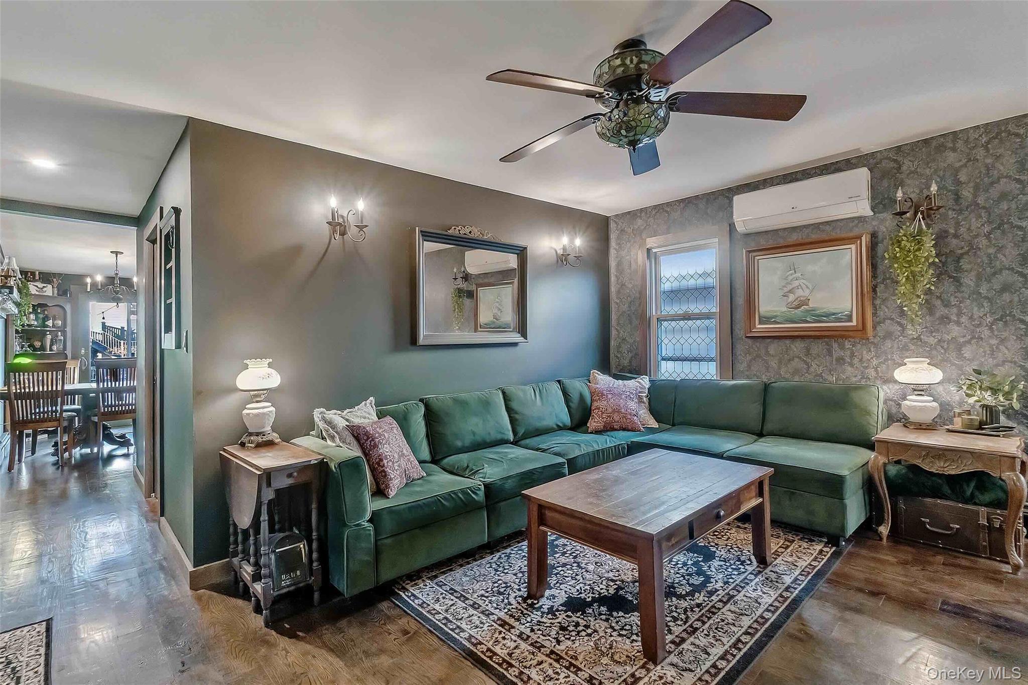 Single Family 11th  Queens, NY 11693, MLS-941469-4