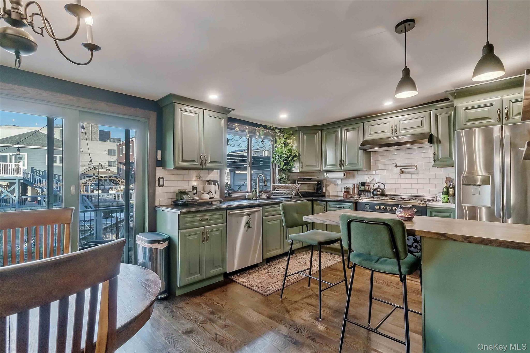 Single Family 11th  Queens, NY 11693, MLS-941469-9