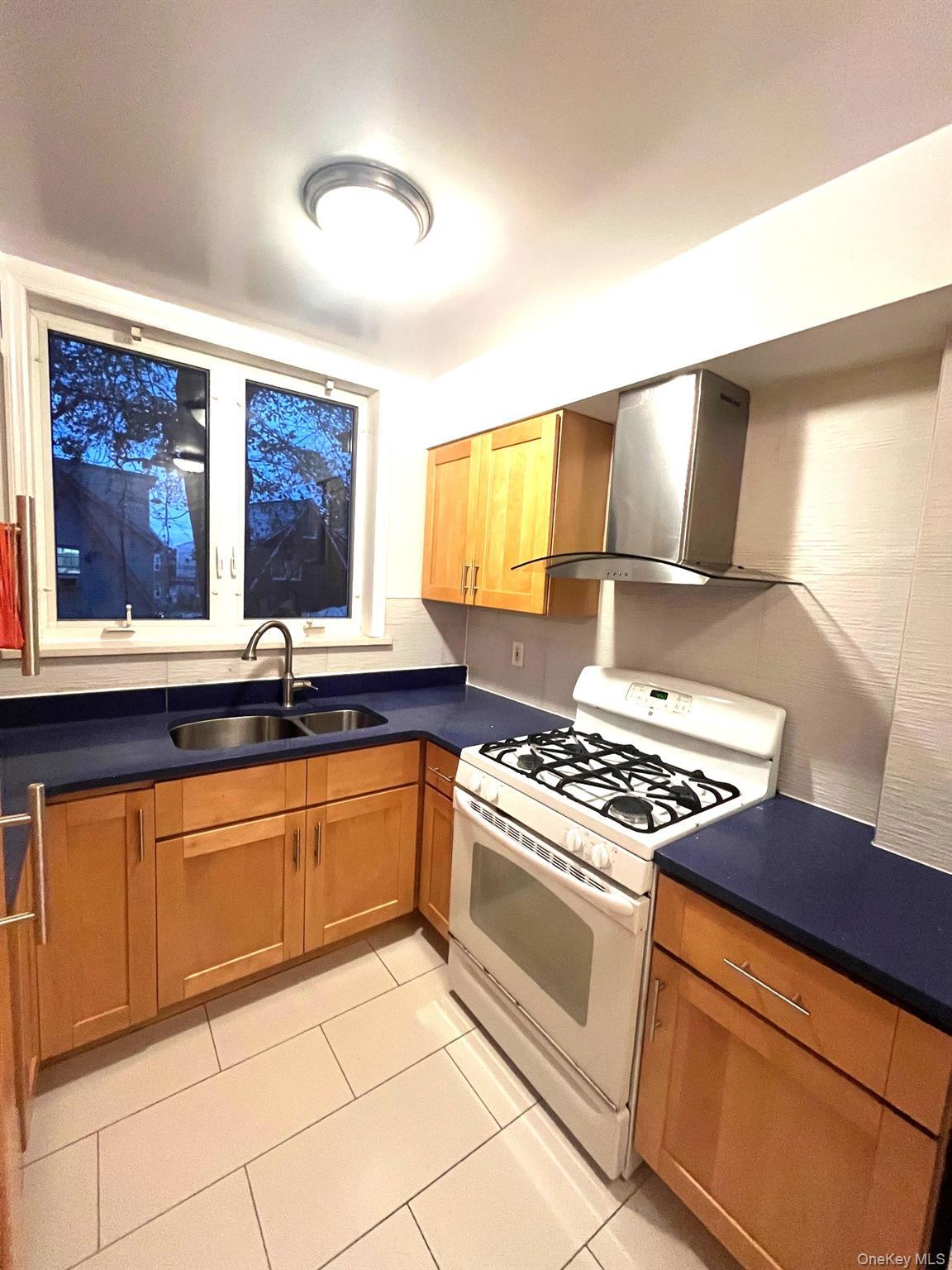 Single Family Paulding Bronx, NY 10462, MLS-941478-4