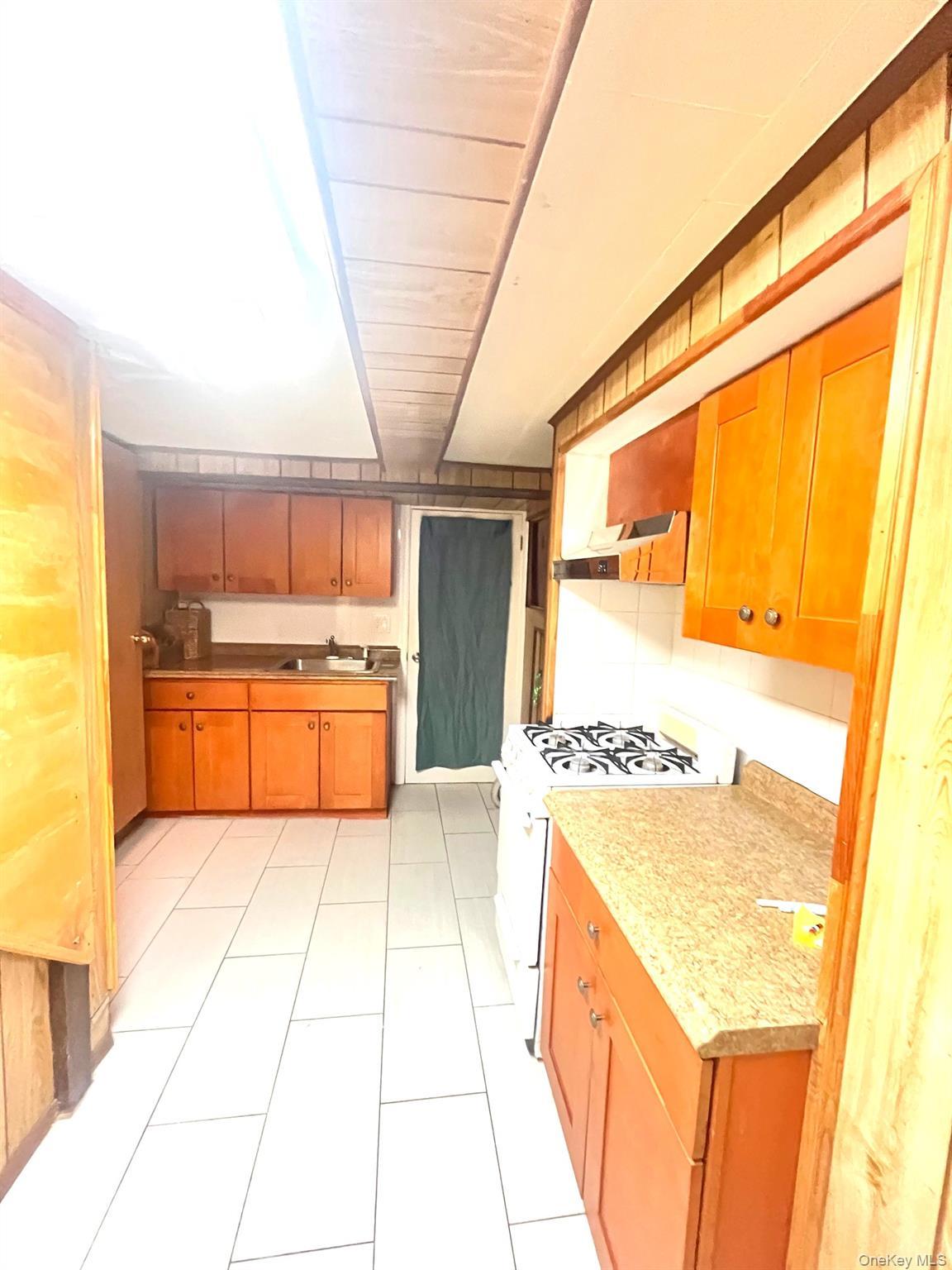 Single Family Paulding Bronx, NY 10462, MLS-941478-7