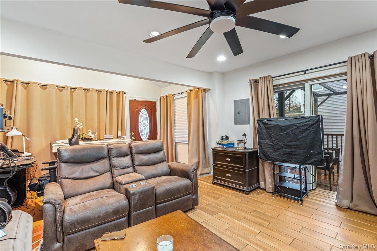 Single Family 163rd Queens, NY 11414, MLS-941494-3