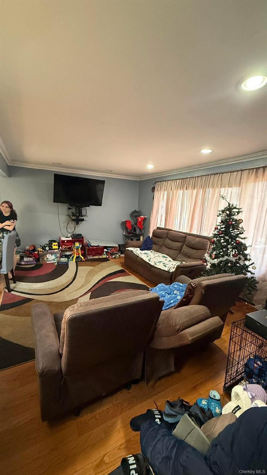 Single Family 96th  Queens, NY 11414, MLS-941525-5