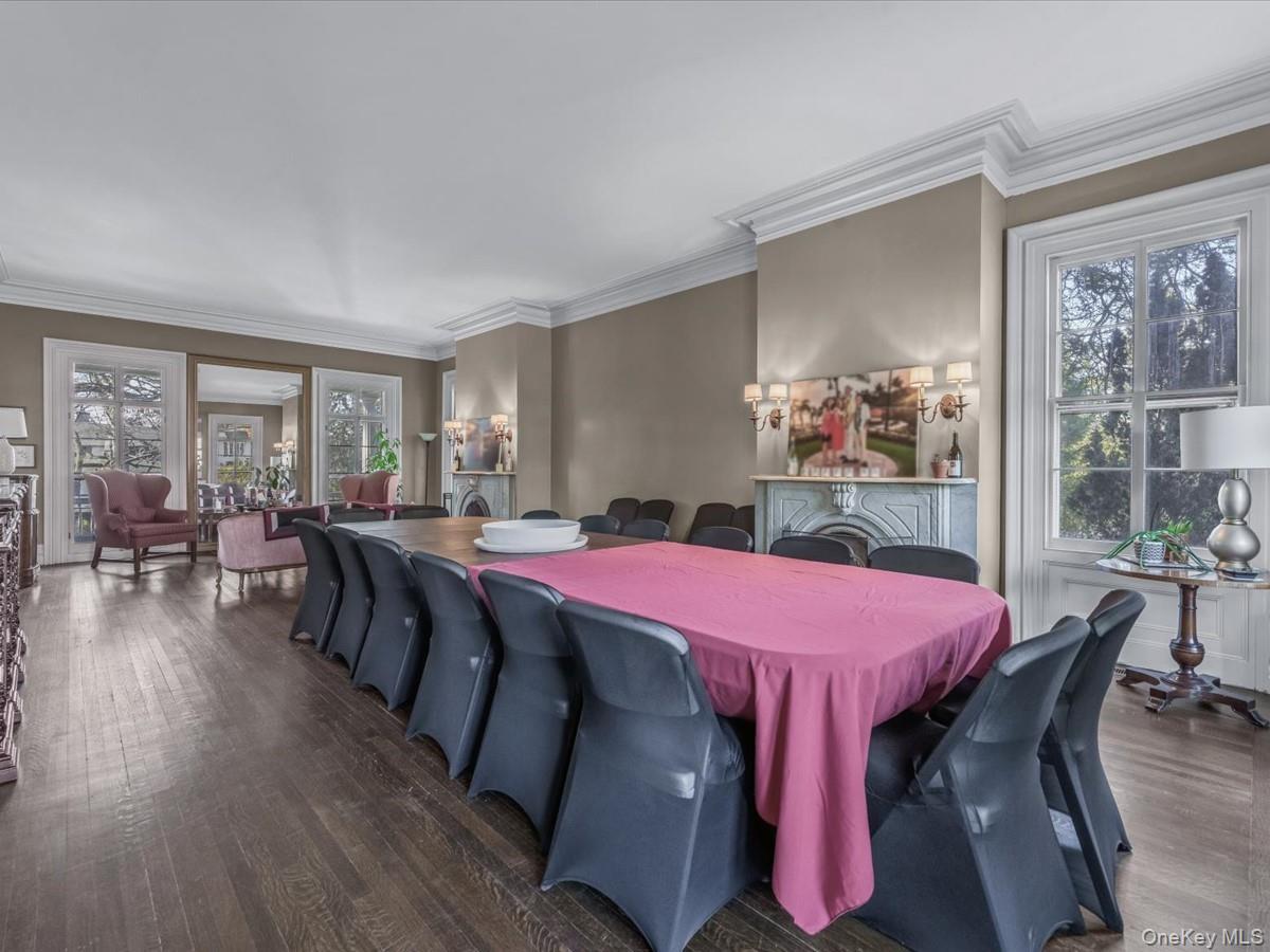 Single Family Center Queens, NY 11363, MLS-941527-10