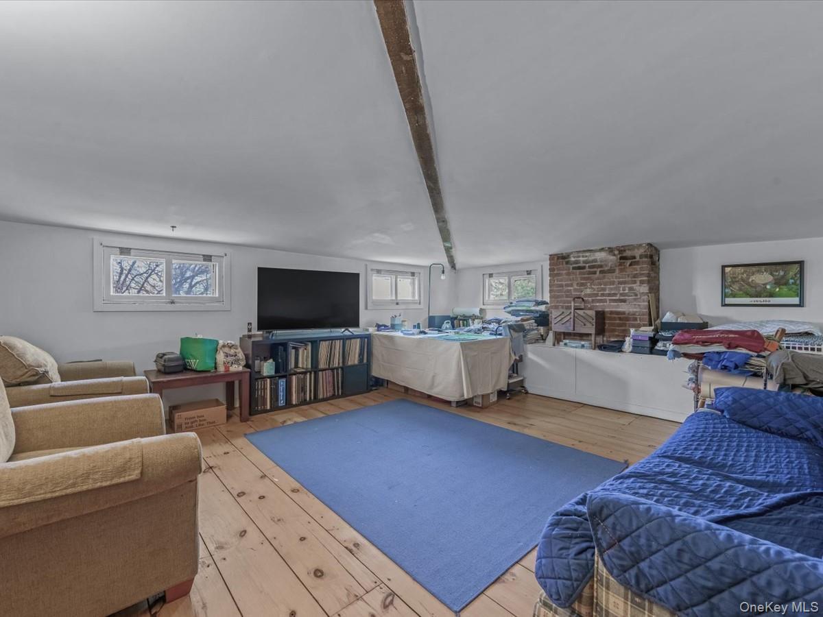 Single Family Center Queens, NY 11363, MLS-941527-24