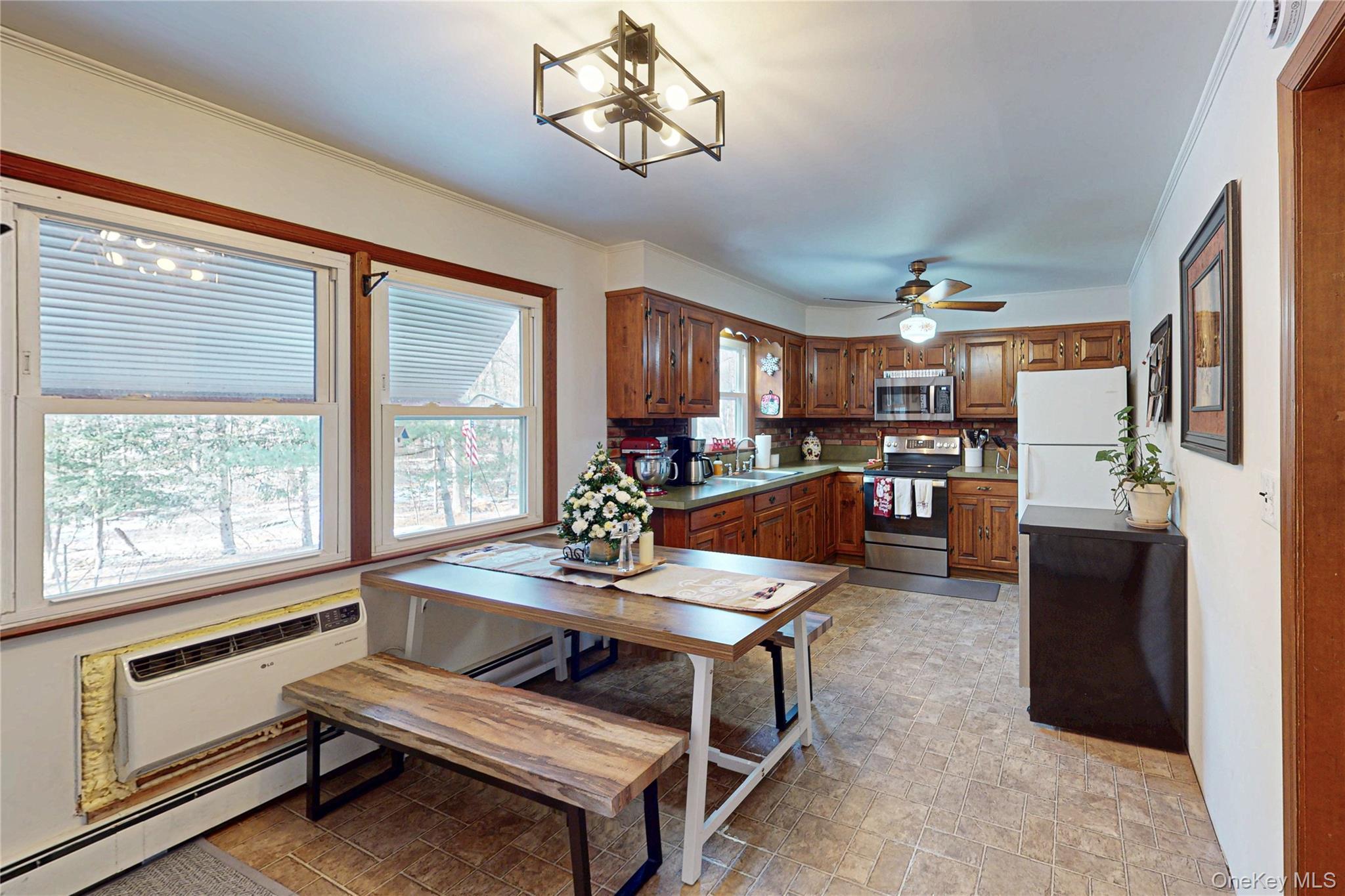 Single Family Easy  Dutchess County, NY 12533, MLS-941543-11