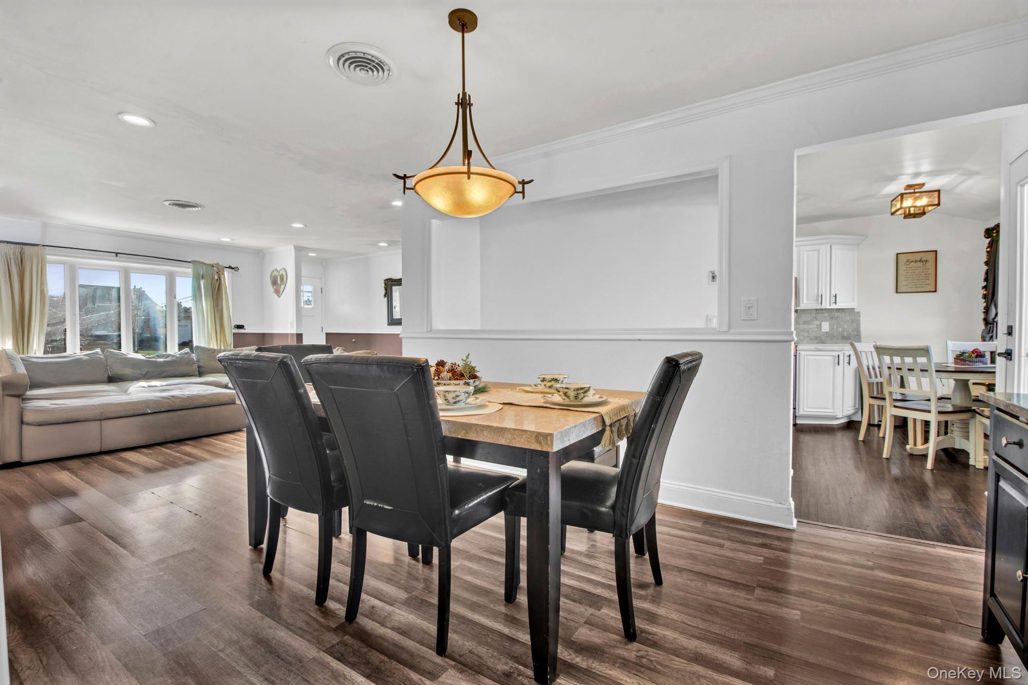 Single Family Redwood Nassau County, NY 11762, MLS-941551-10