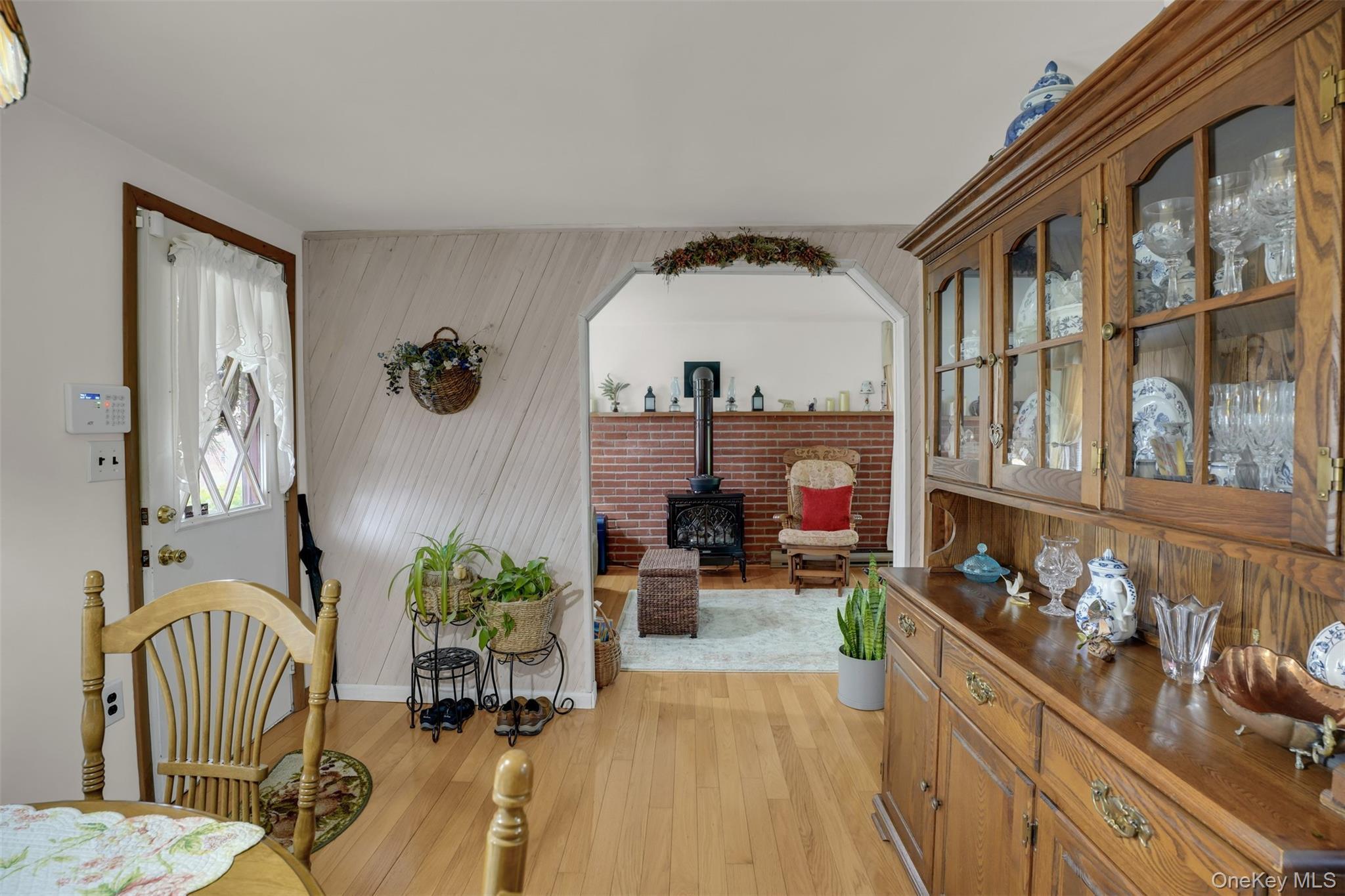 Single Family Wauwepex Suffolk County, NY 11961, MLS-941553-9