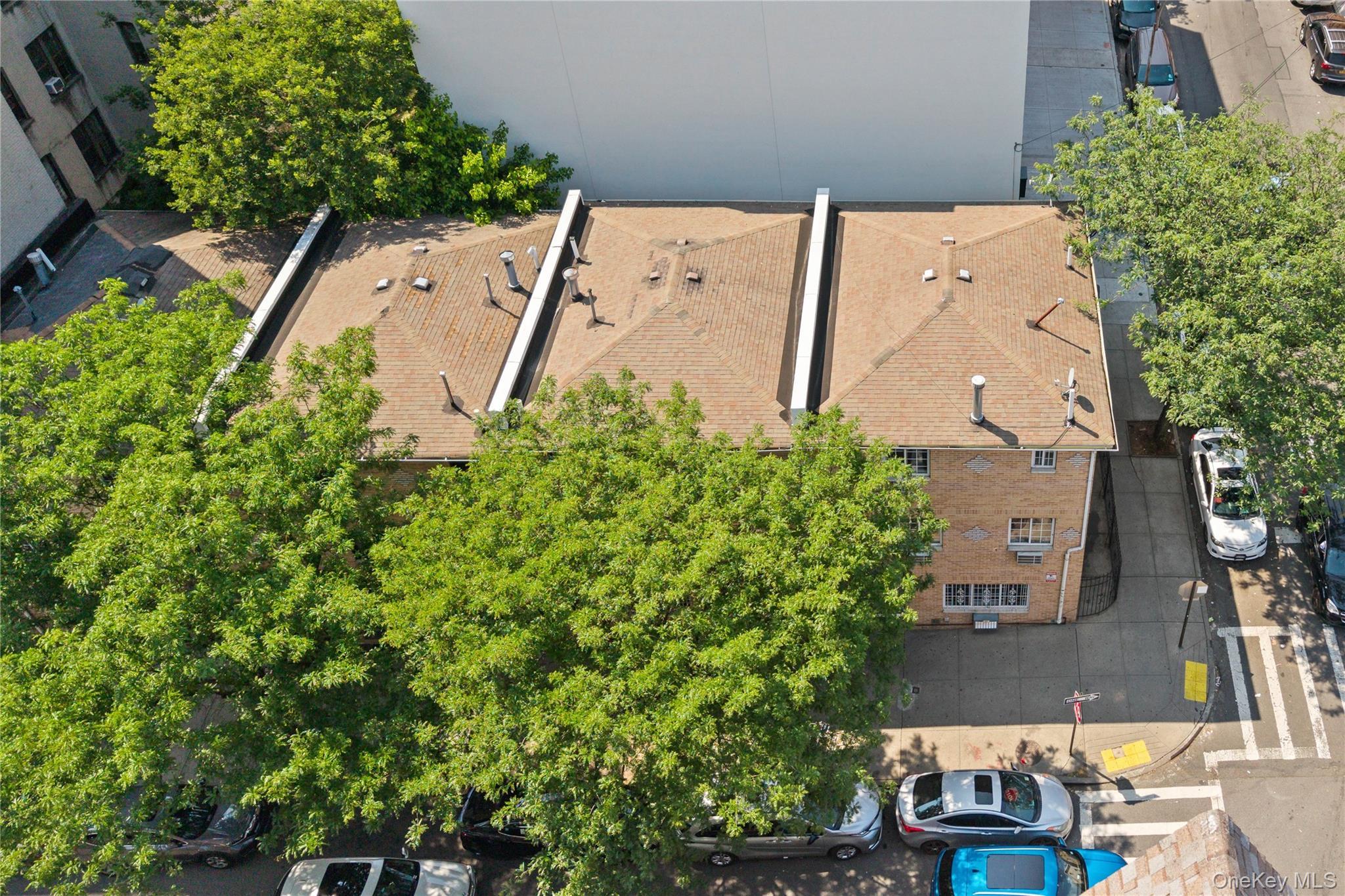 Single Family Decatur  Bronx, NY 10458, MLS-941554-37