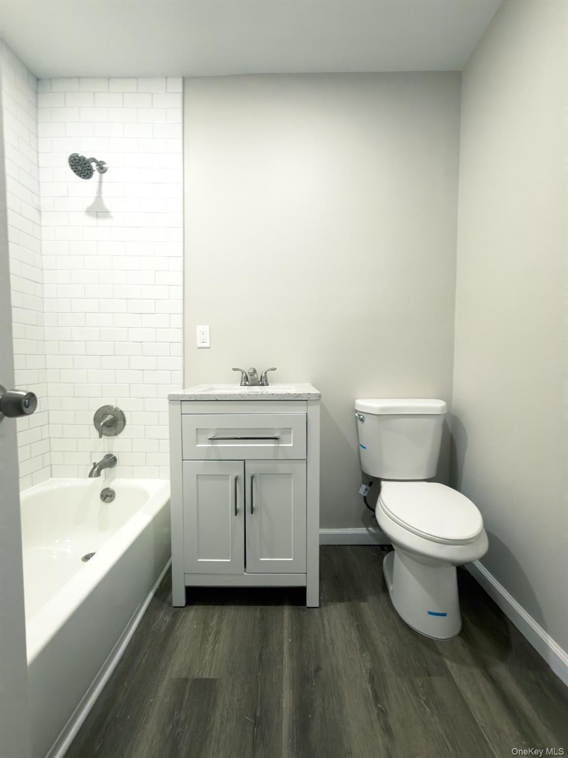 Single Family Spar Suffolk County, NY 11951, MLS-941555-12