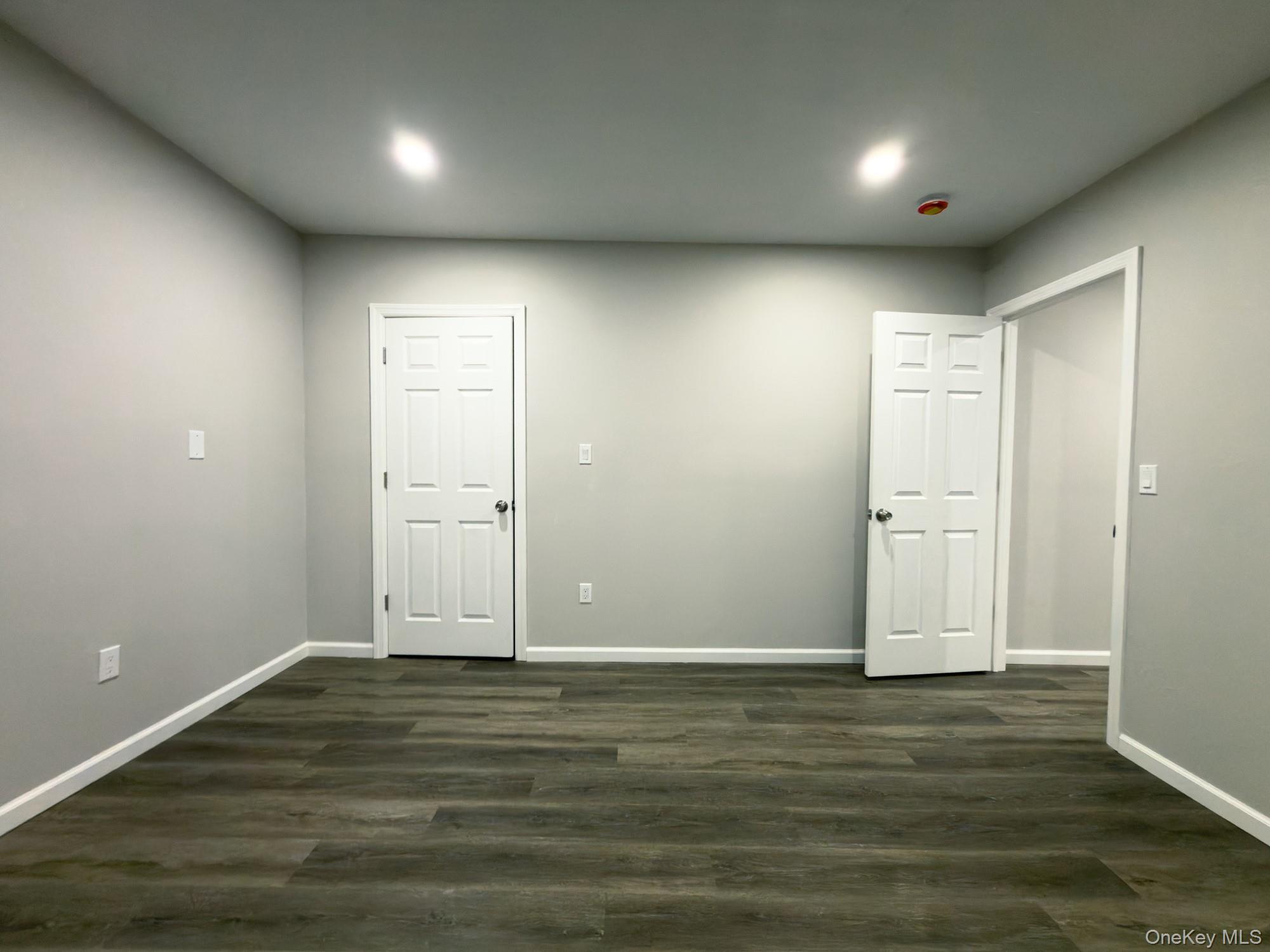 Single Family Spar Suffolk County, NY 11951, MLS-941555-14