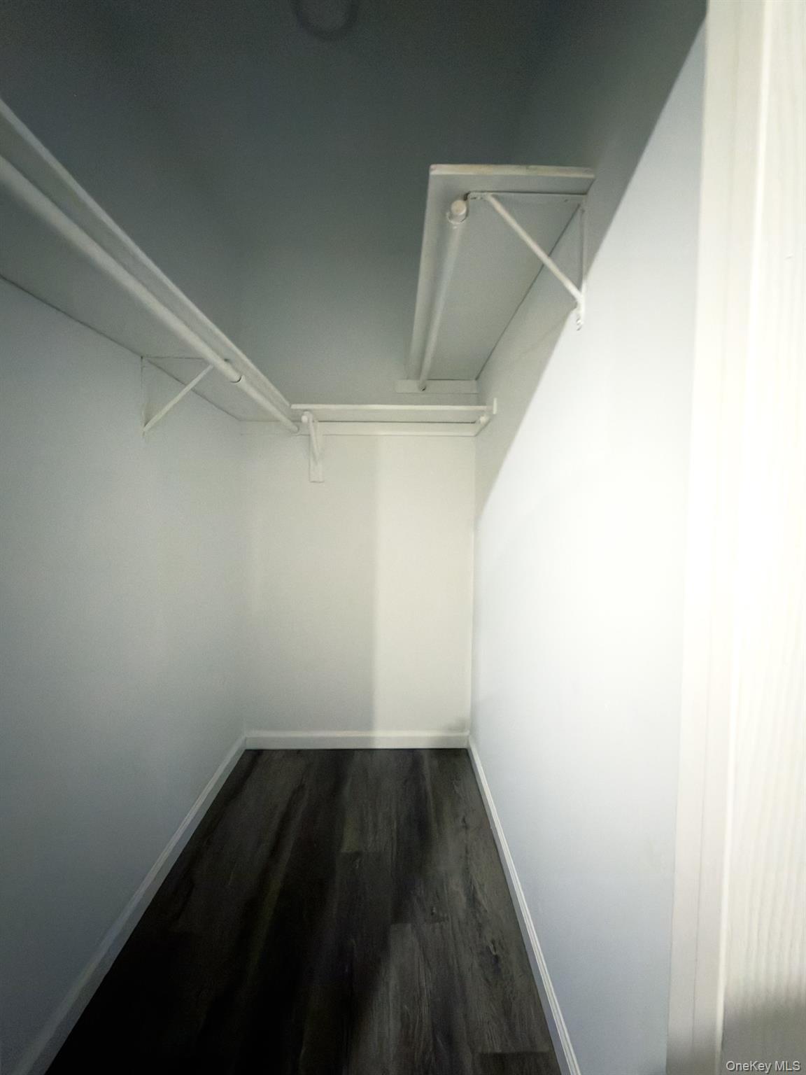 Single Family Spar Suffolk County, NY 11951, MLS-941555-25