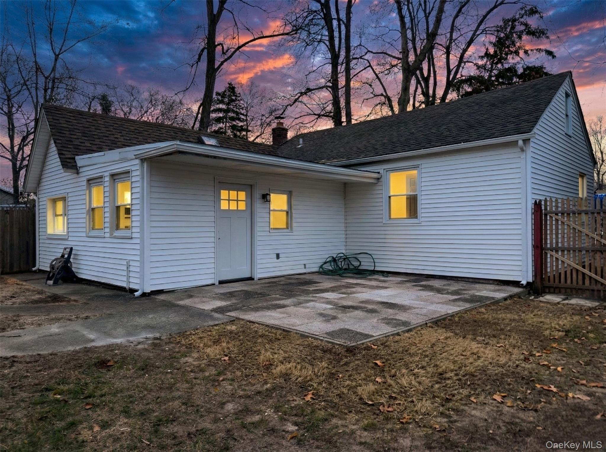 Single Family Spar Suffolk County, NY 11951, MLS-941555-3