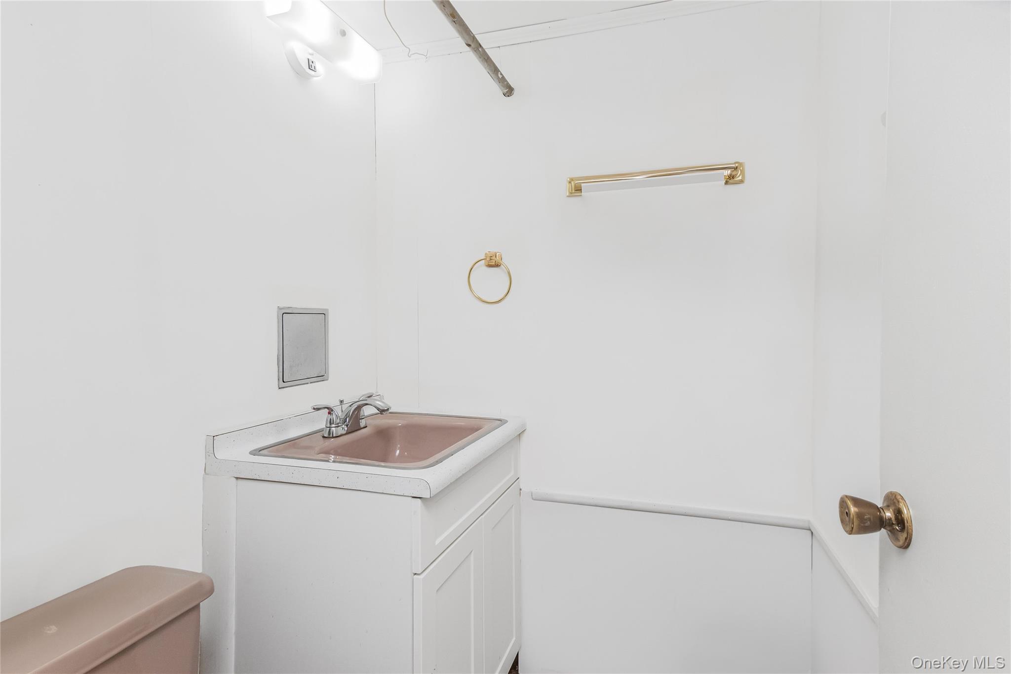 Single Family 227th  Bronx, NY 10463, MLS-941556-19