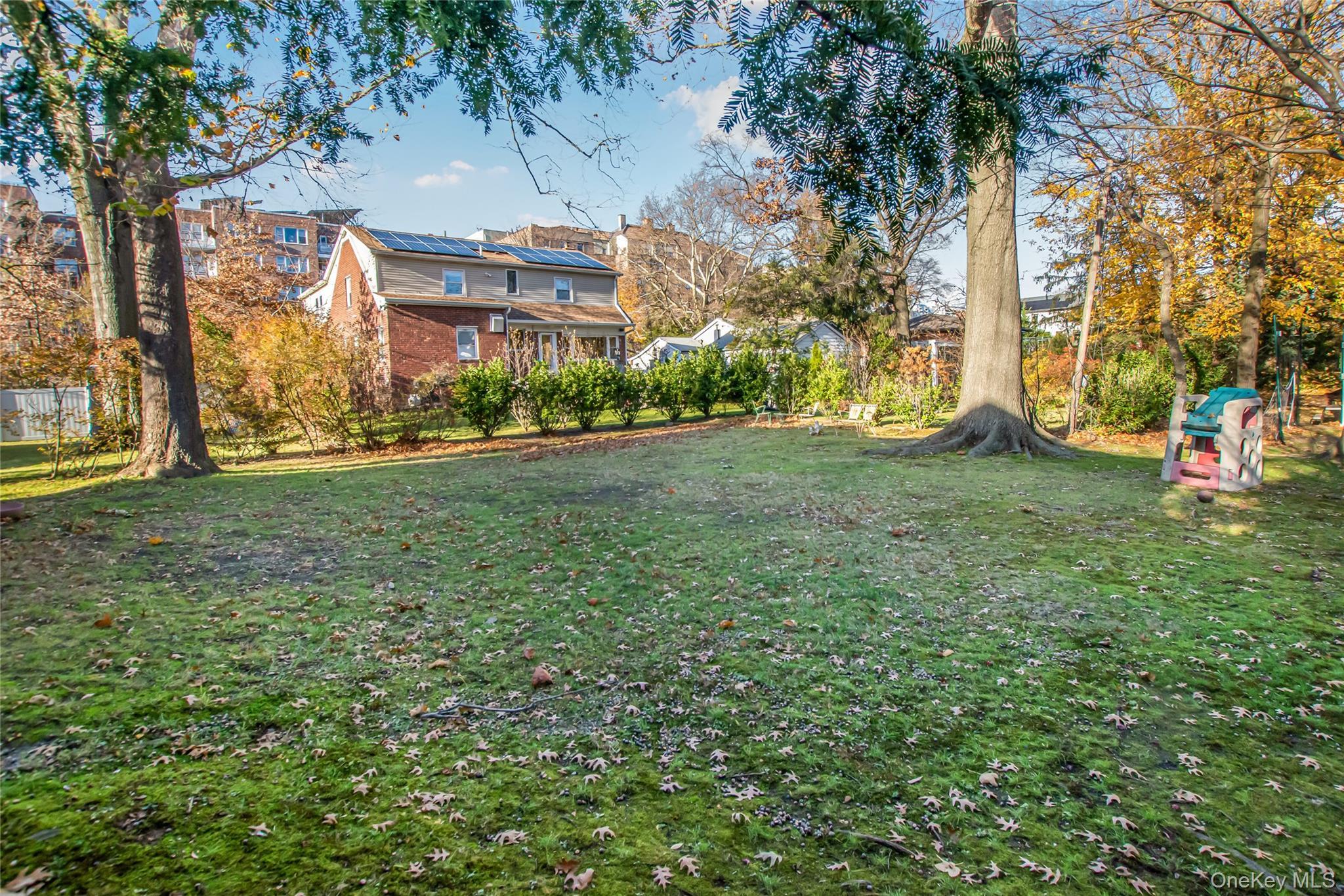 Single Family 227th  Bronx, NY 10463, MLS-941556-21