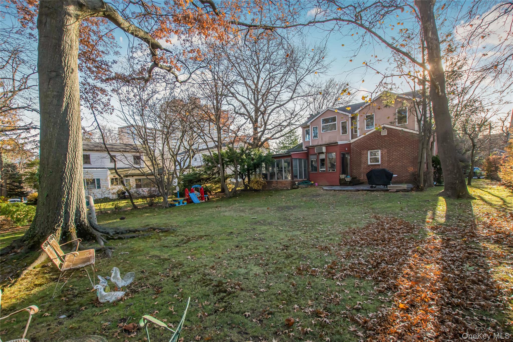 Single Family 227th  Bronx, NY 10463, MLS-941556-22