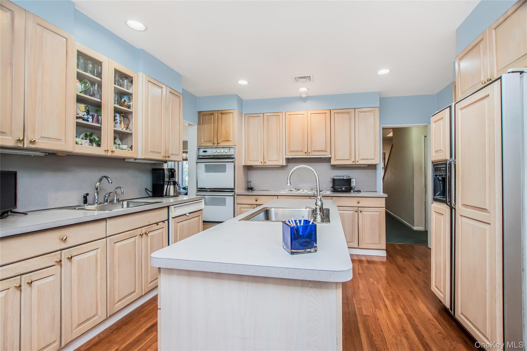 Single Family 227th  Bronx, NY 10463, MLS-941556-6