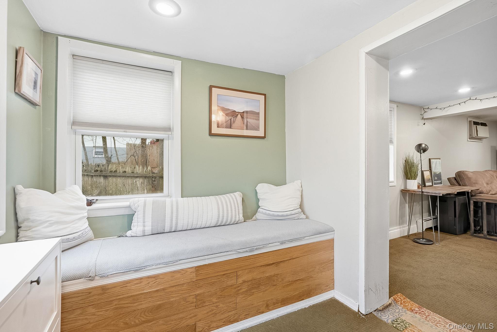 Single Family Massachusetts  Rockland County, NY 10920, MLS-941560-11