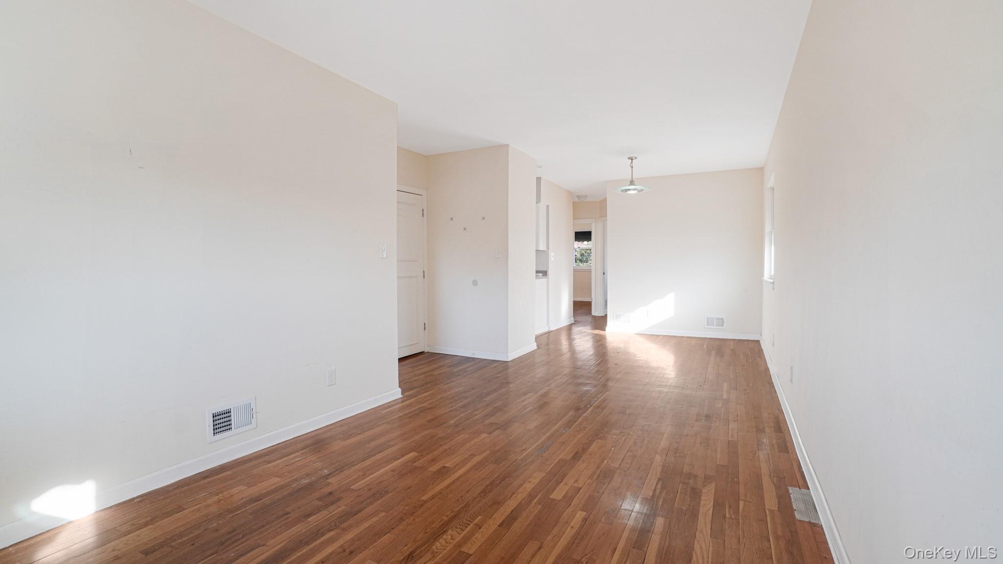 Single Family Rosedale  Bronx, NY 10472, MLS-941576-12