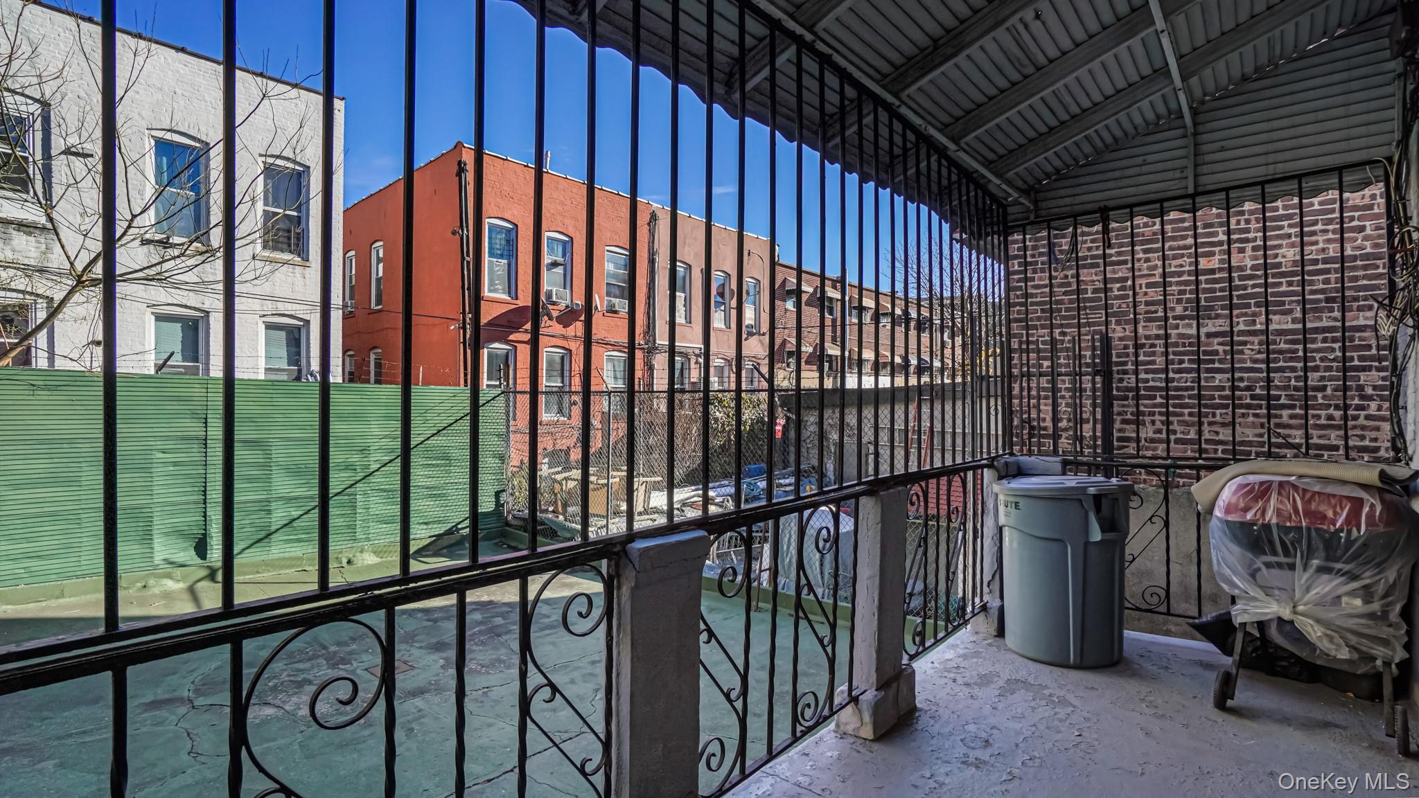 Single Family Rosedale  Bronx, NY 10472, MLS-941576-8