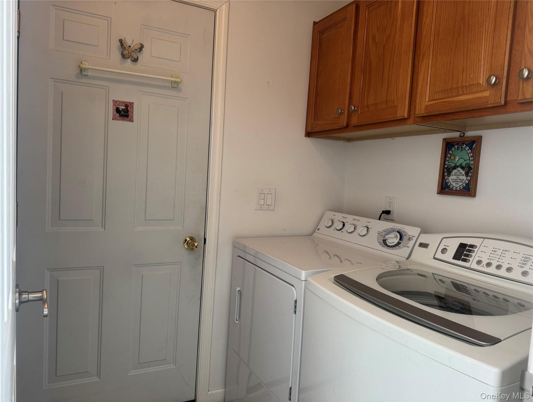 Single Family Middle  Suffolk County, NY 11933, MLS-941578-18