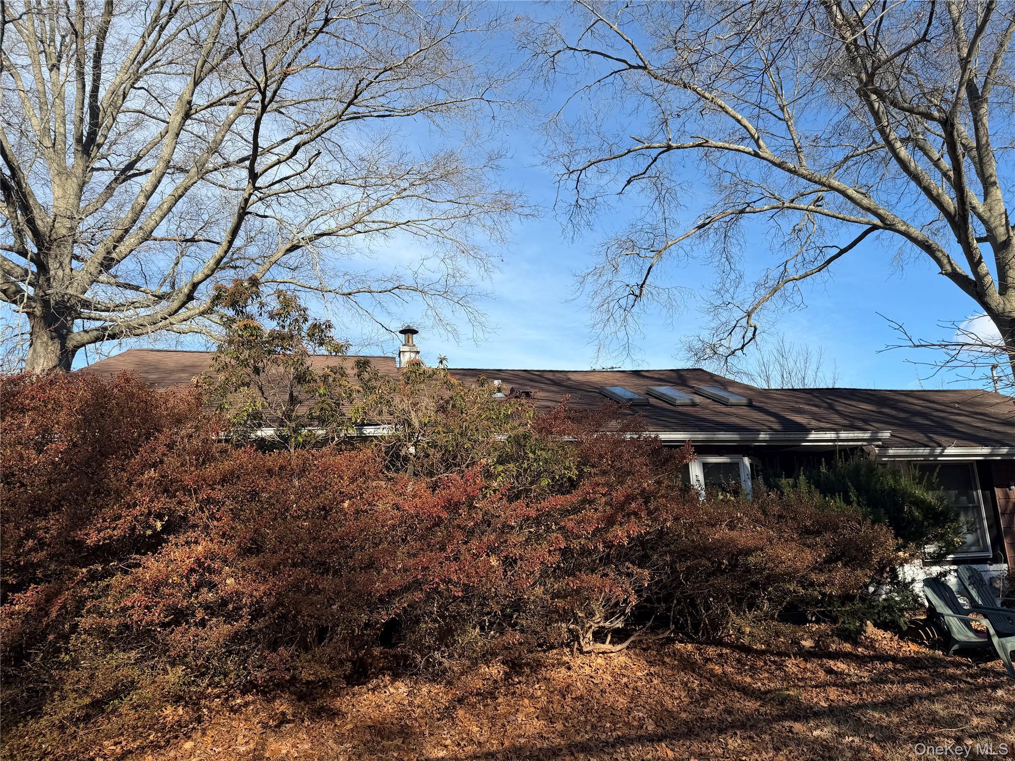 Single Family Frost Pond Nassau County, NY 11542, MLS-941586-3