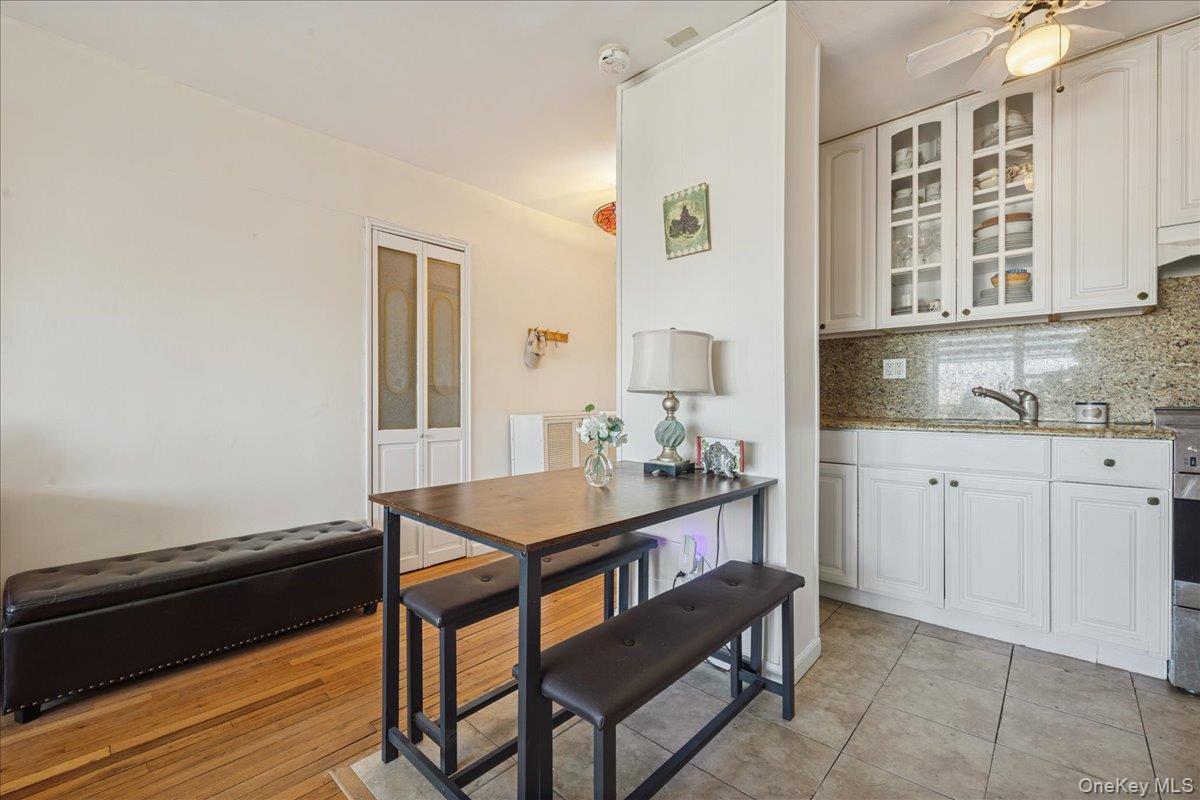 Coop Broadway  Nassau County, NY 11561, MLS-941593-12