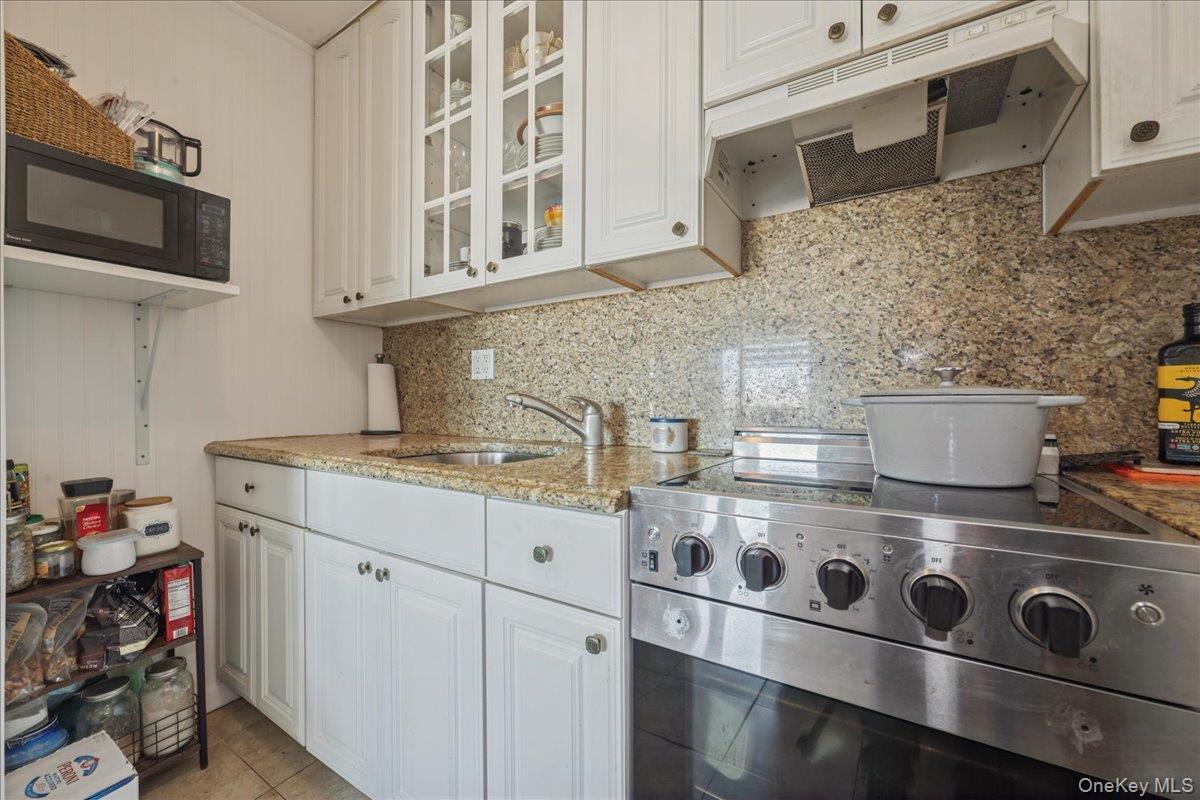 Coop Broadway  Nassau County, NY 11561, MLS-941593-13