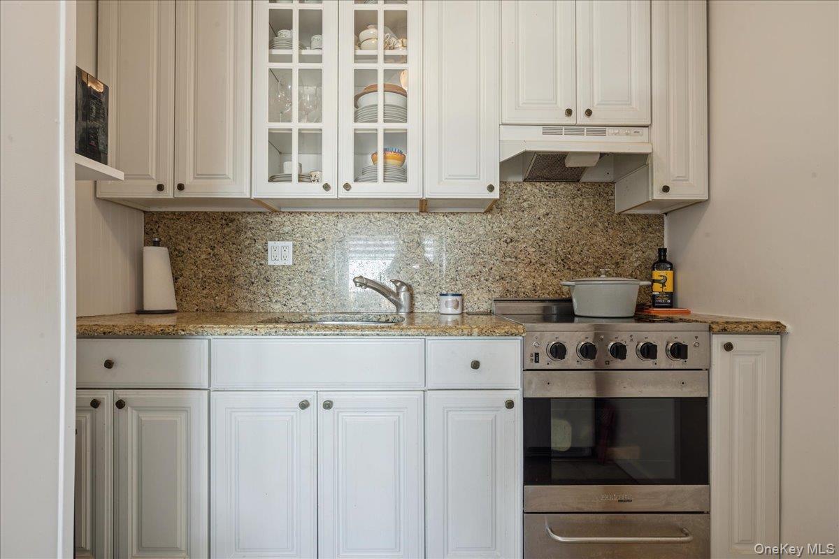 Coop Broadway  Nassau County, NY 11561, MLS-941593-14