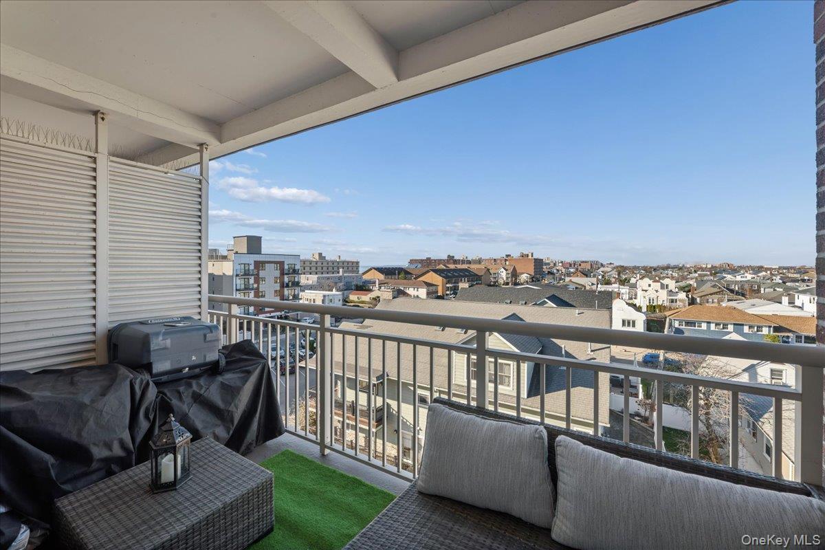 Coop Broadway  Nassau County, NY 11561, MLS-941593-20