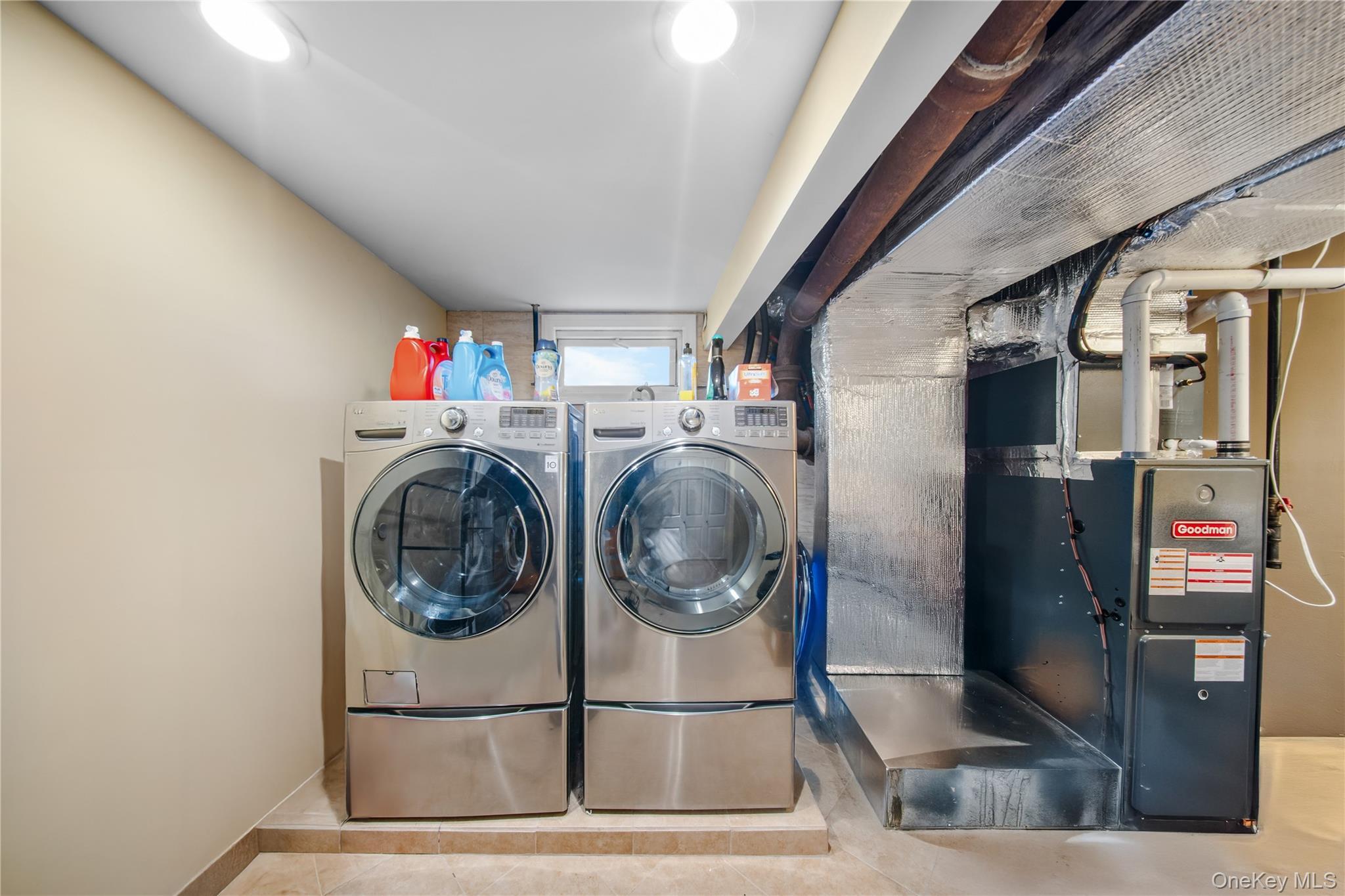 Single Family Atlantic  Nassau County, NY 11793, MLS-941602-19