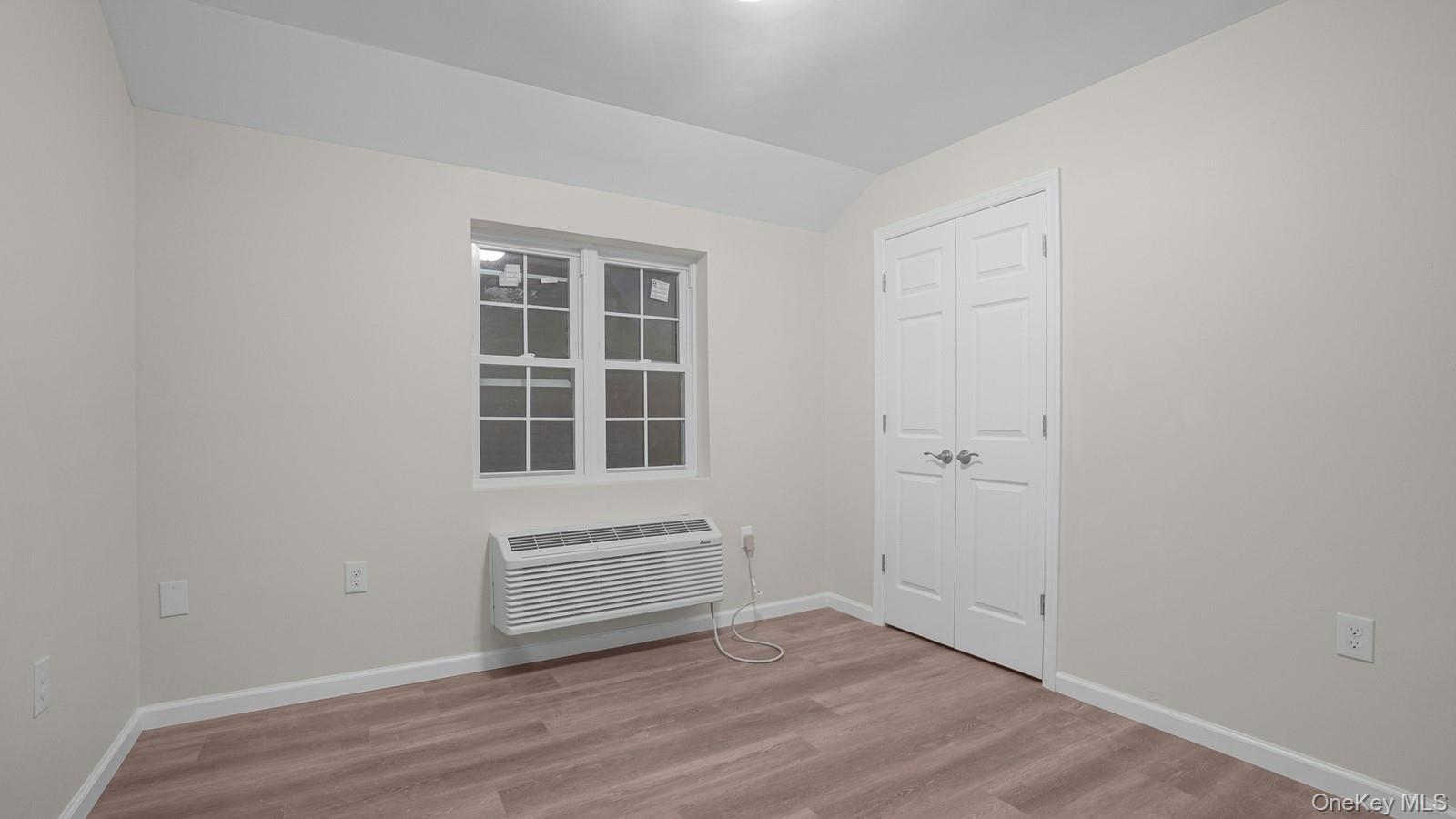 Single Family Underhill Bronx, NY 10473, MLS-941605-15